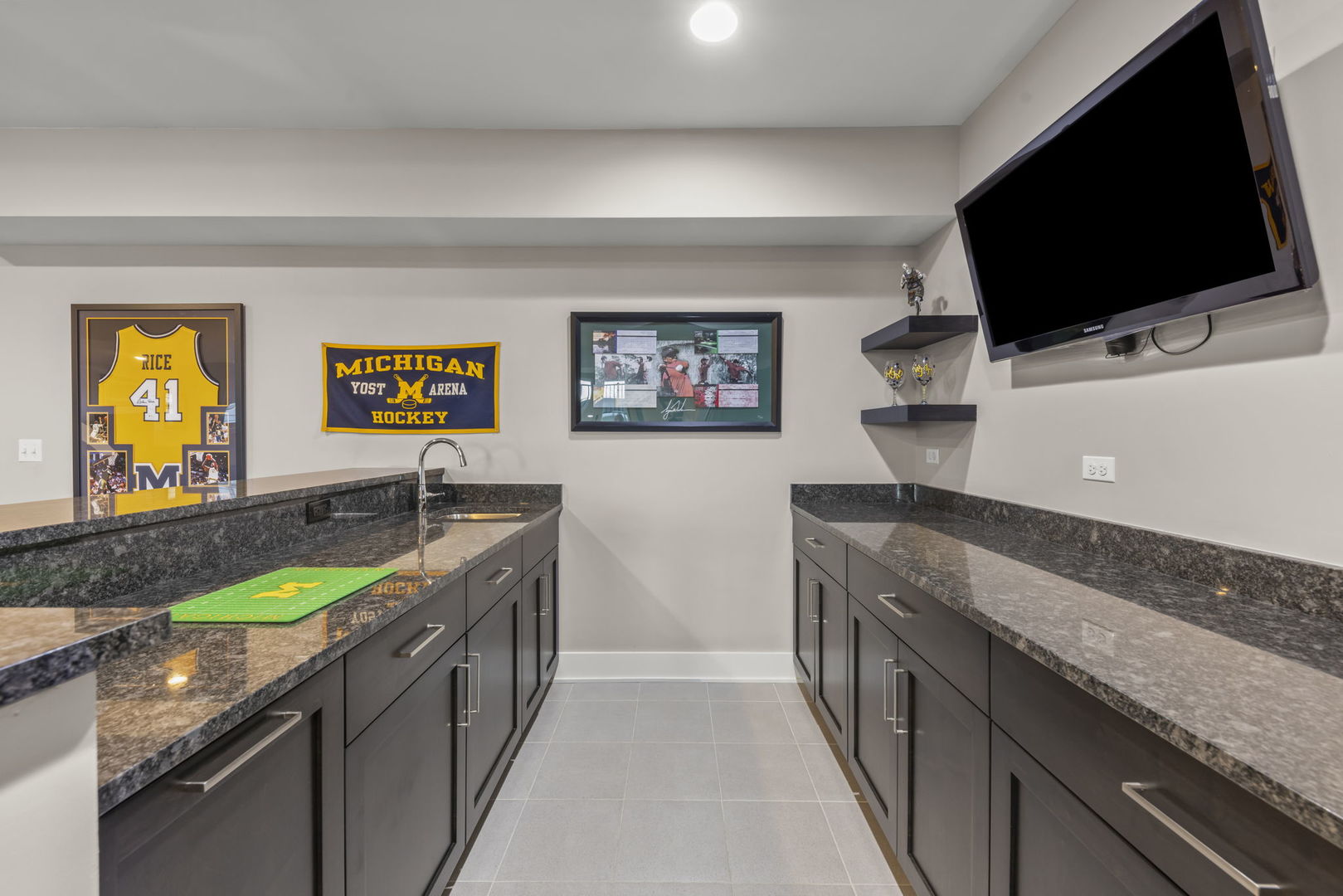 4720 Waa Kee Sha Drive, Oswego, IL 60543