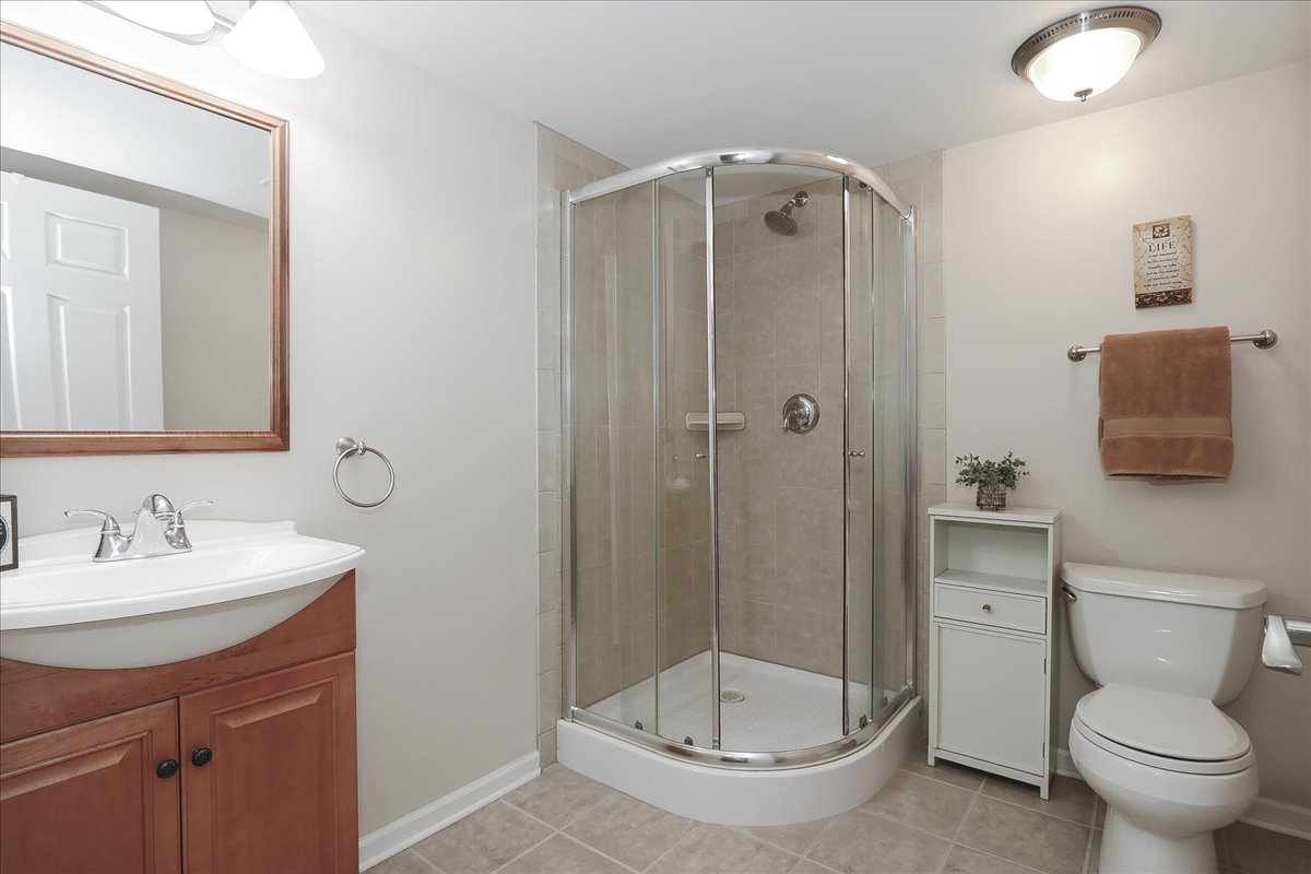 604 W Meadow Avenue, Lombard, IL 60148