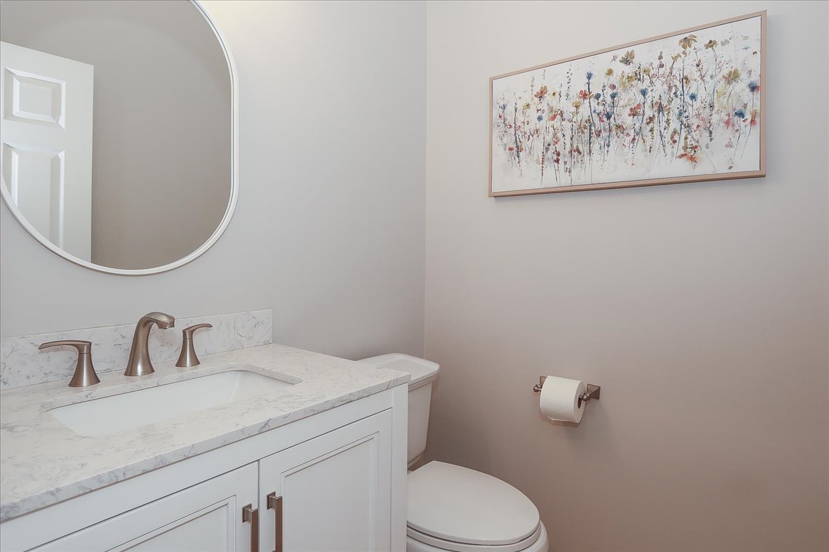 604 W Meadow Avenue, Lombard, IL 60148