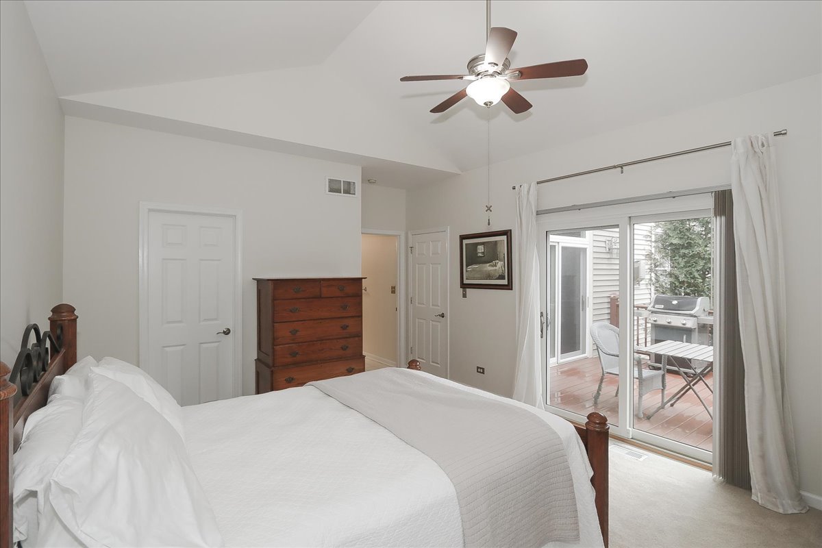 604 W Meadow Avenue, Lombard, IL 60148