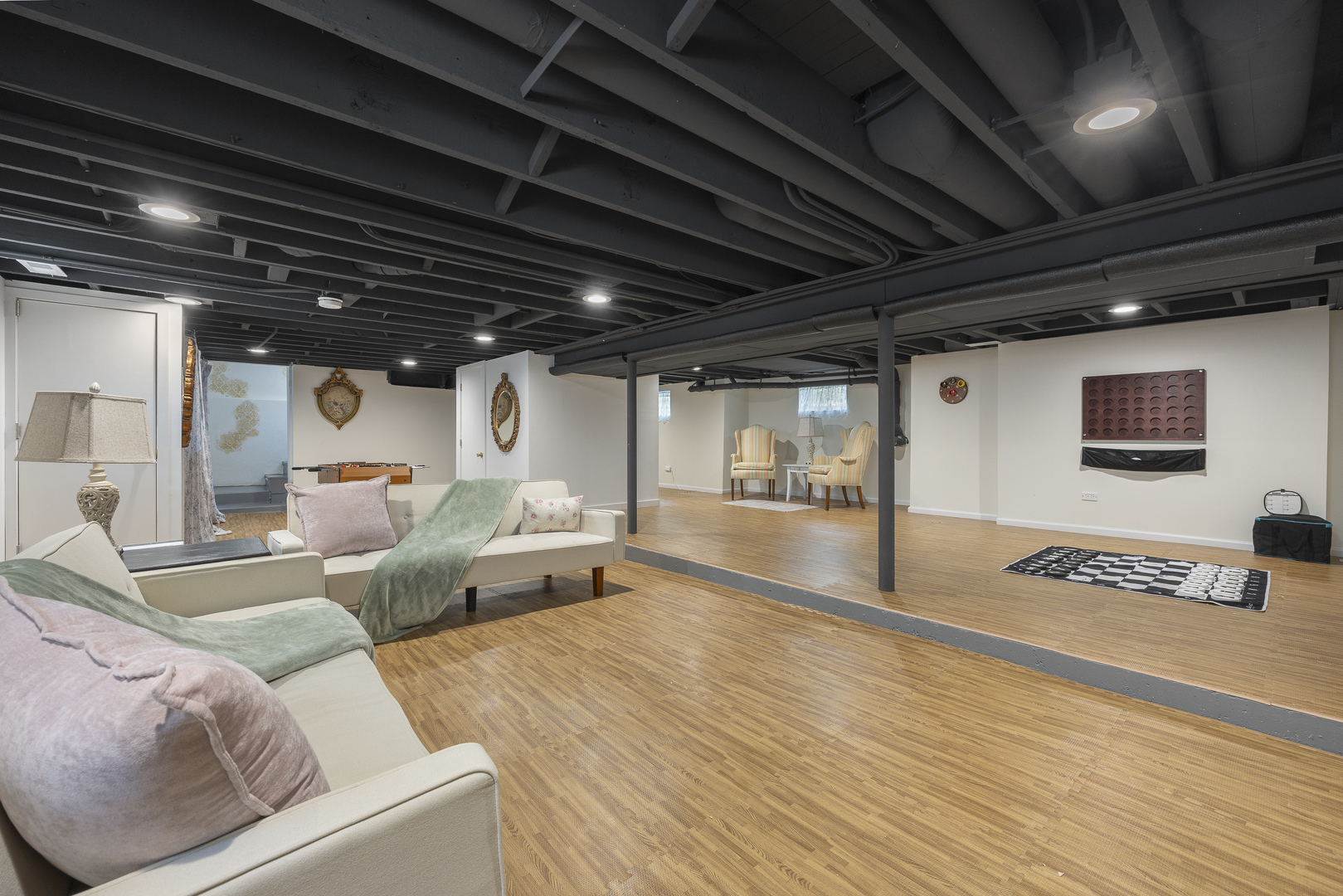 300 Geneva Road, Glen Ellyn, IL 60137