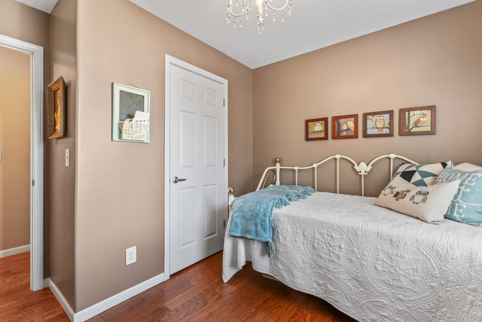 3015 N 1600 East Road, Clifton, IL 60927