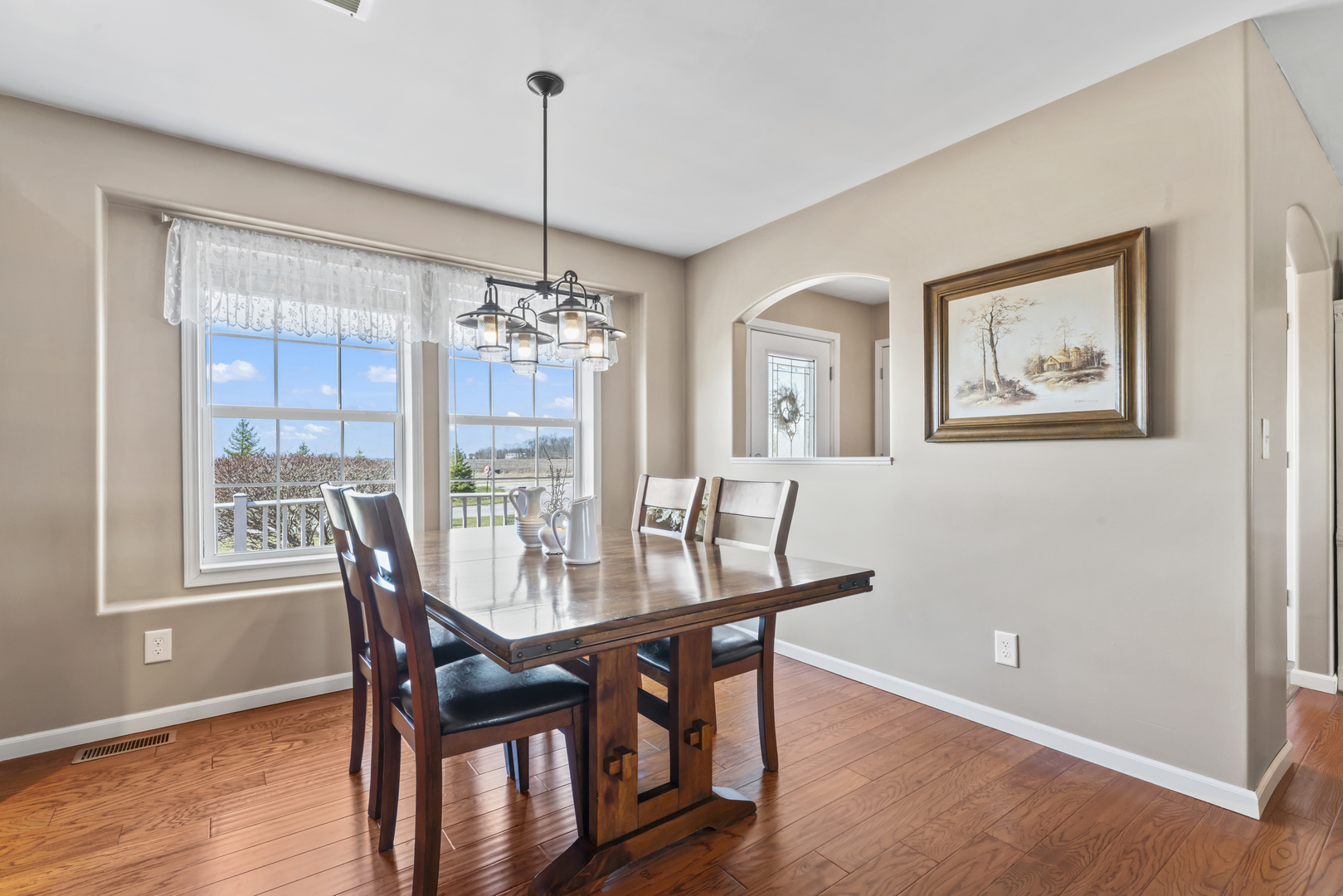 3015 N 1600 East Road, Clifton, IL 60927