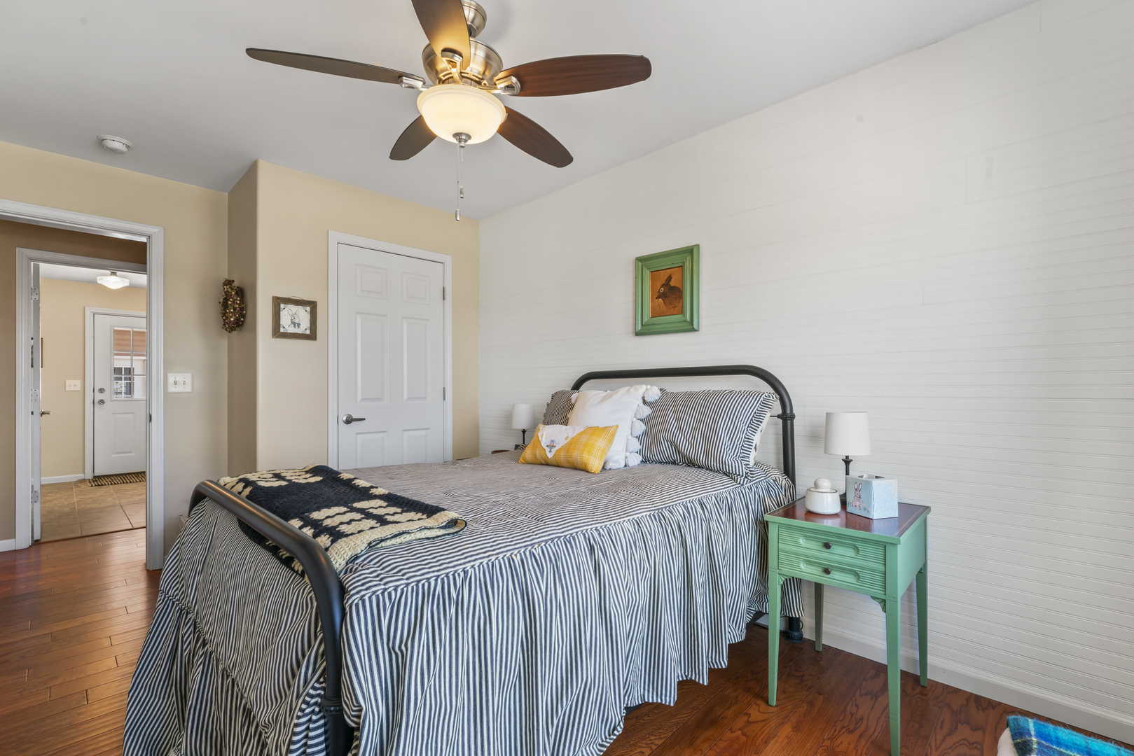 3015 N 1600 East Road, Clifton, IL 60927