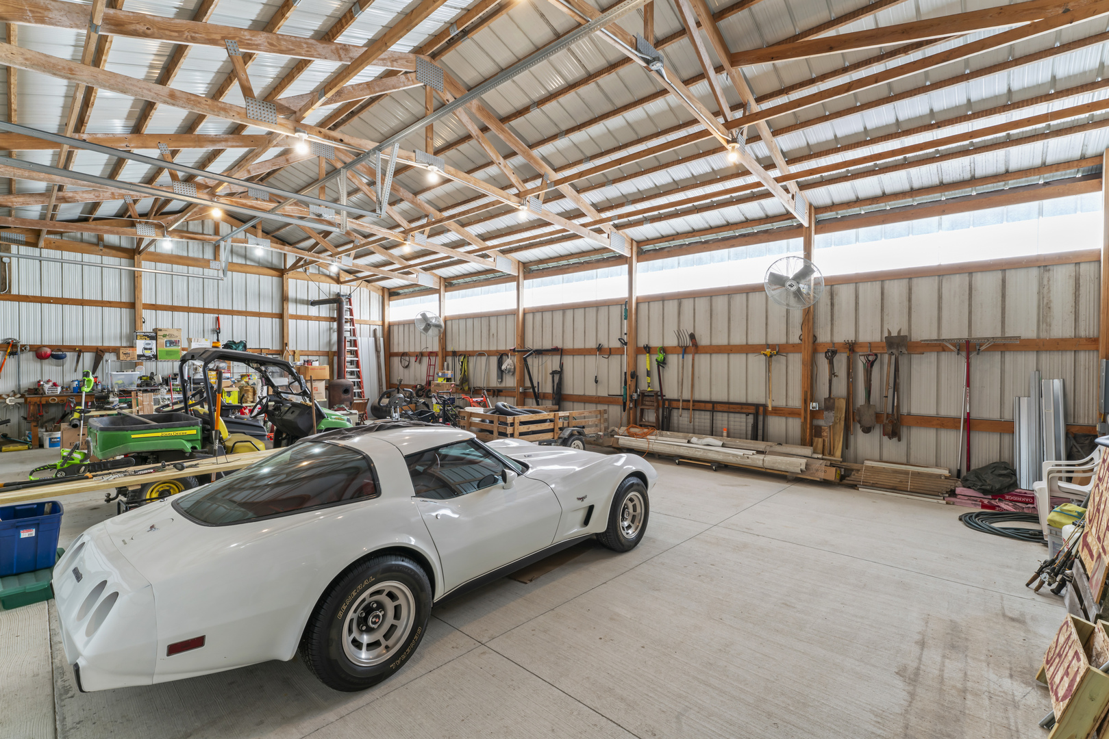 3015 N 1600 East Road, Clifton, IL 60927