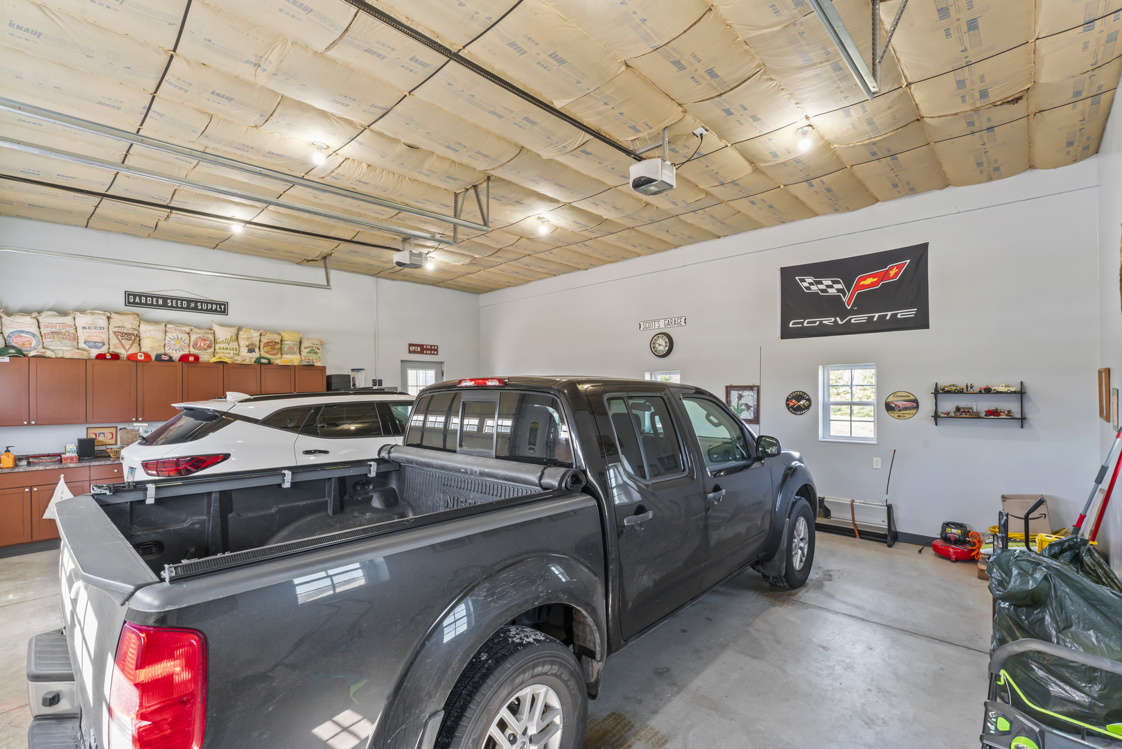 3015 N 1600 East Road, Clifton, IL 60927