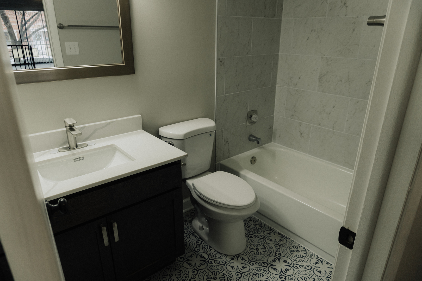 6034 N WOLCOTT Avenue #1W, Chicago, IL 60660