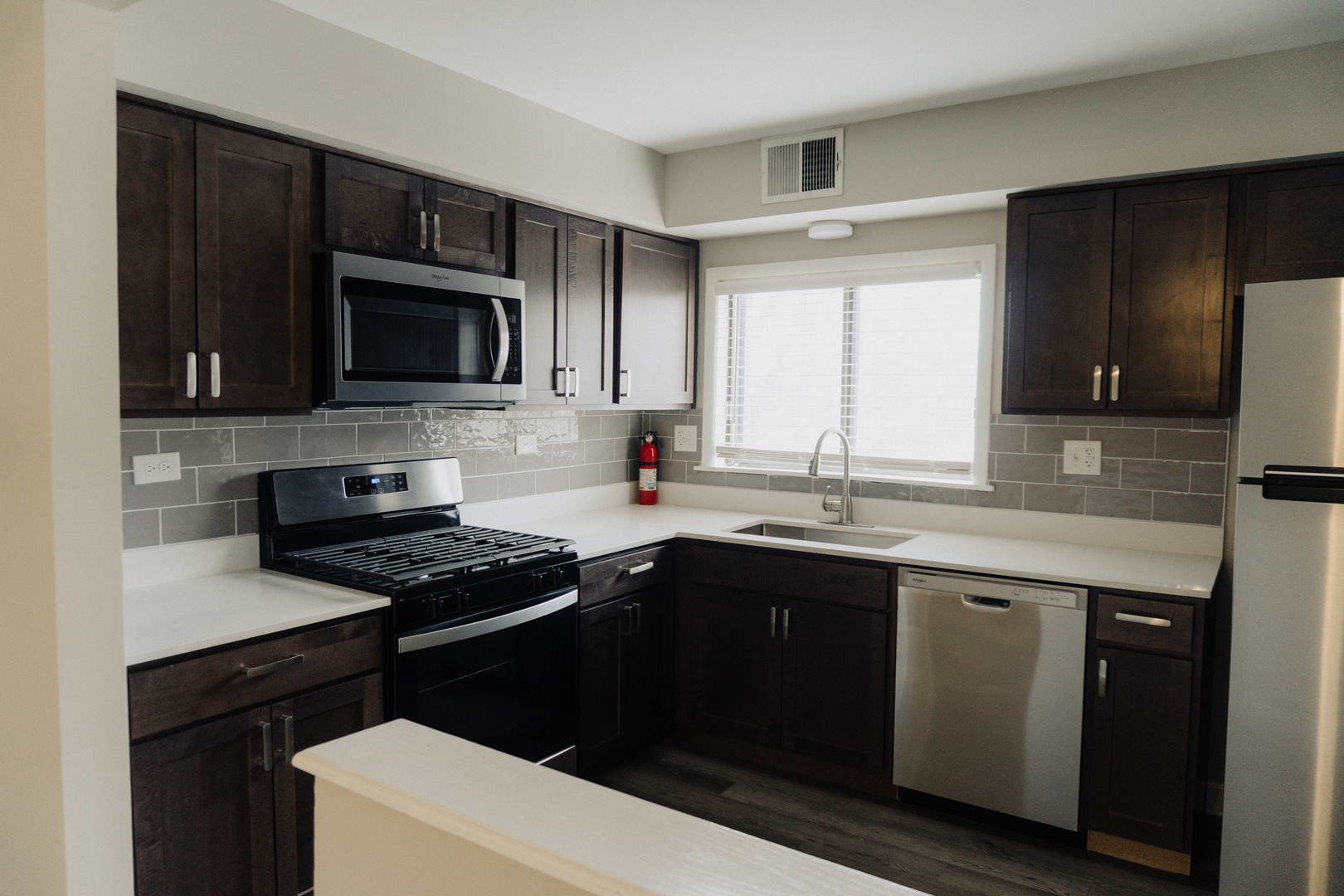 6034 N WOLCOTT Avenue #1W, Chicago, IL 60660