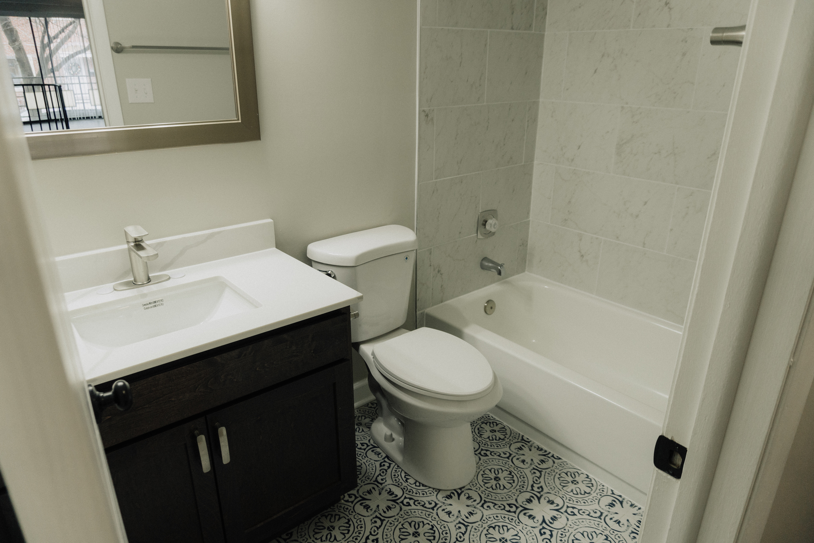 6034 N WOLCOTT Avenue #1W, Chicago, IL 60660