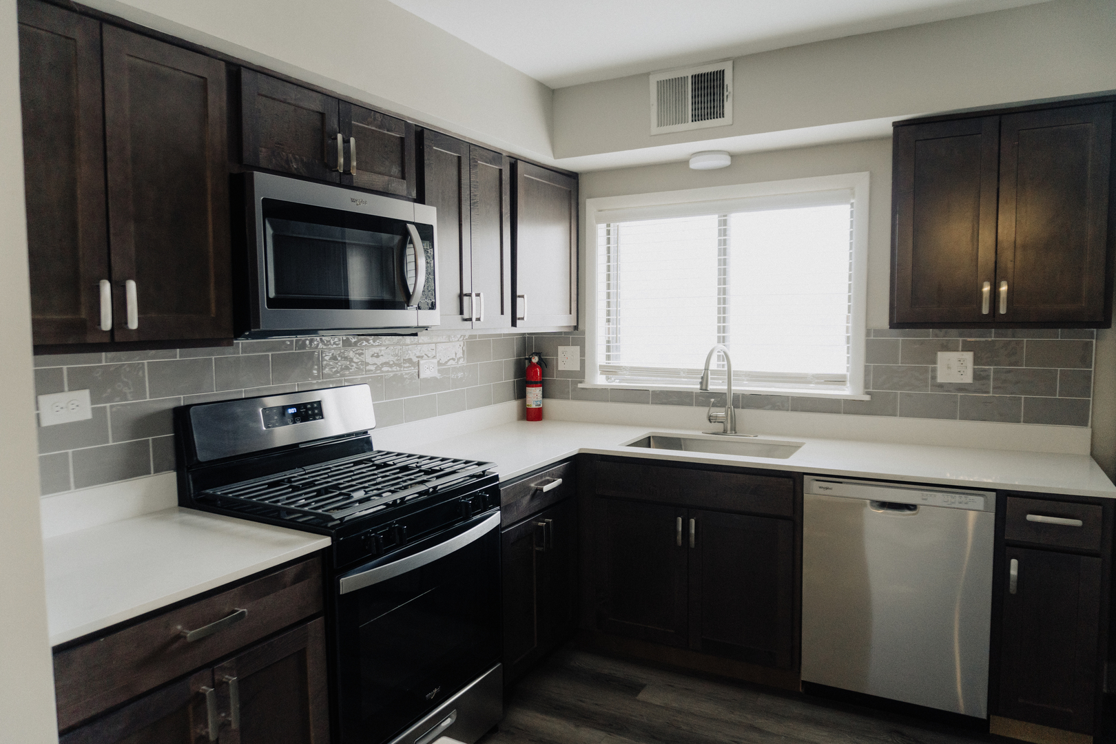 6034 N WOLCOTT Avenue #1W, Chicago, IL 60660