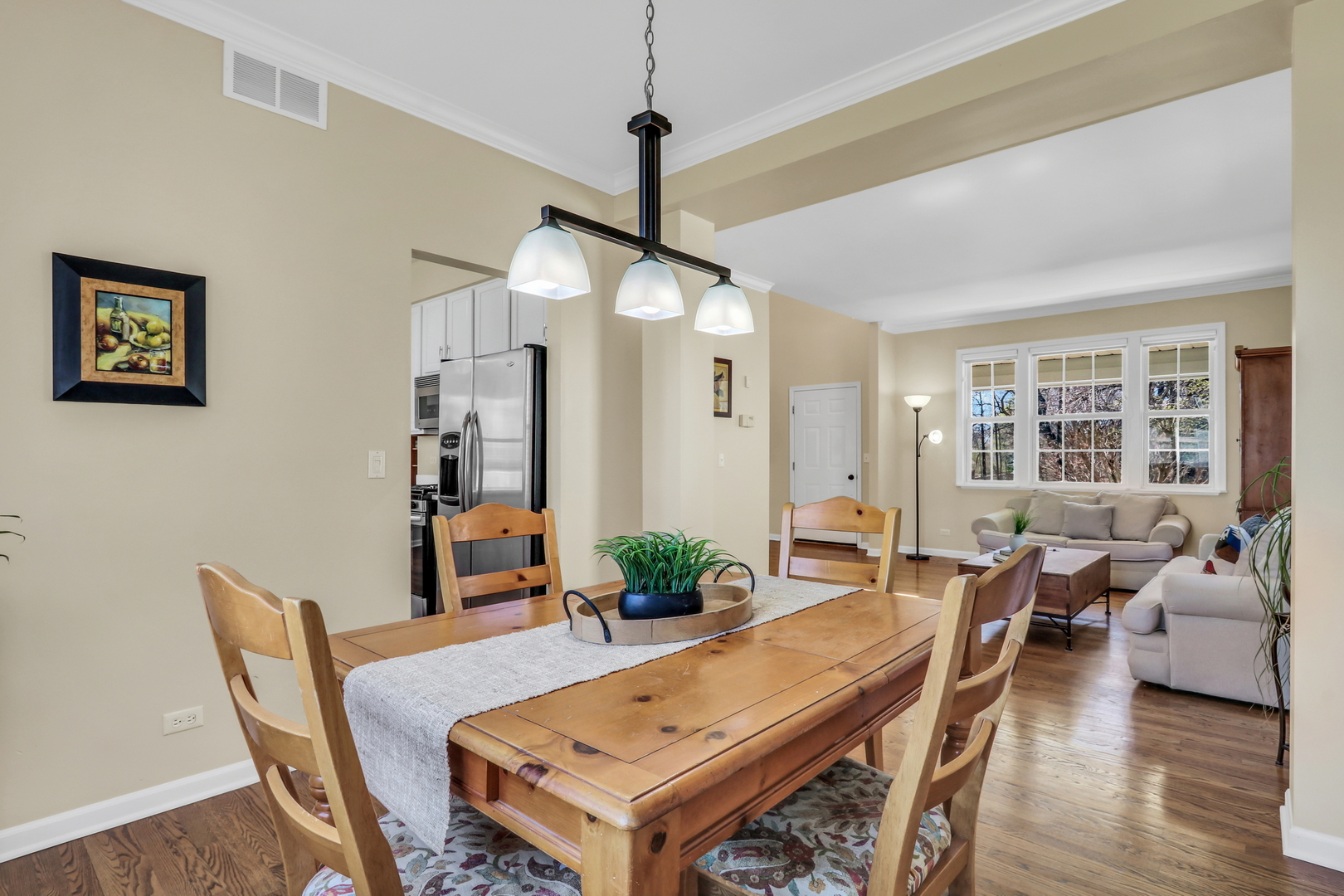 460 Arlington Lane, Grayslake, IL 60030