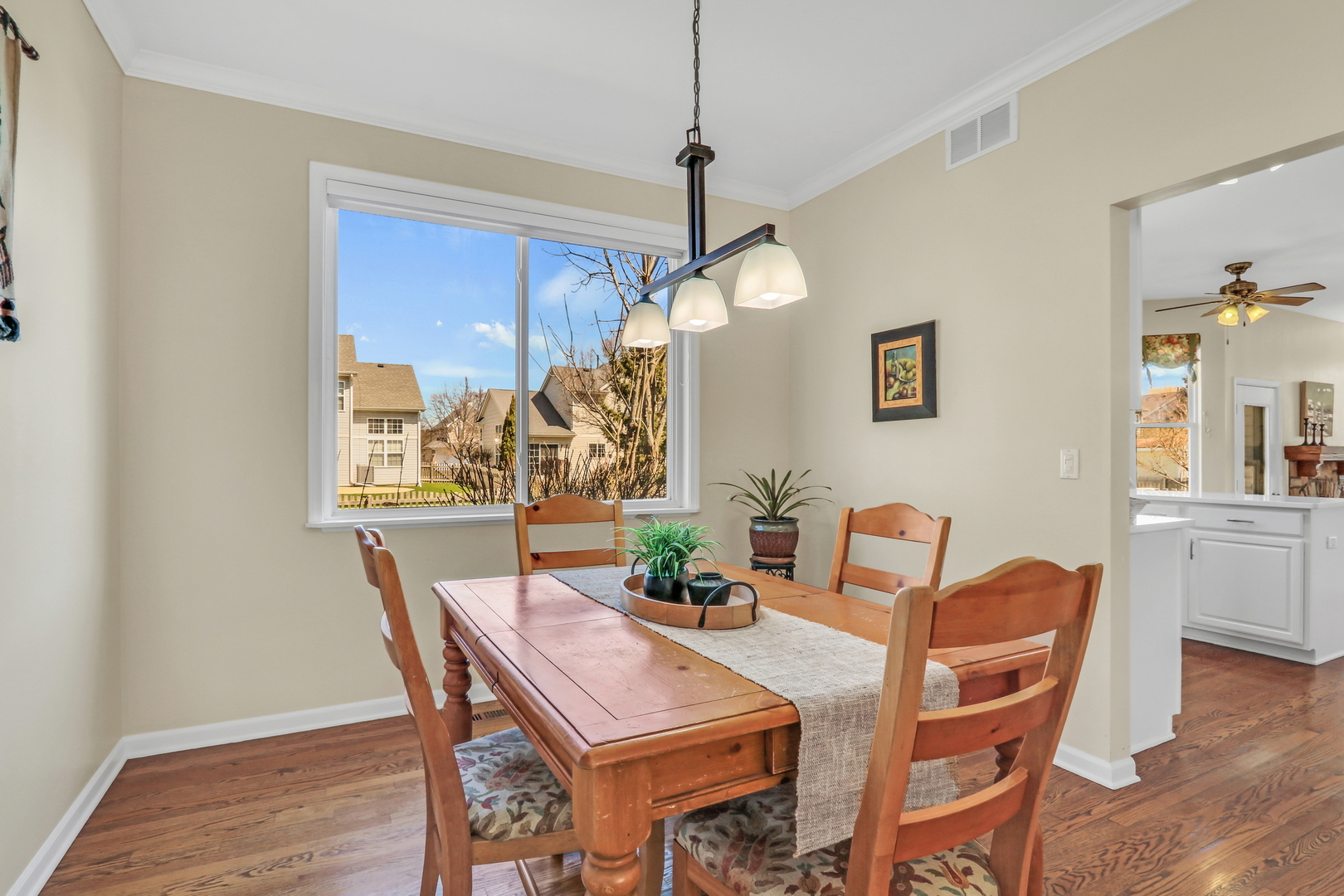 460 Arlington Lane, Grayslake, IL 60030