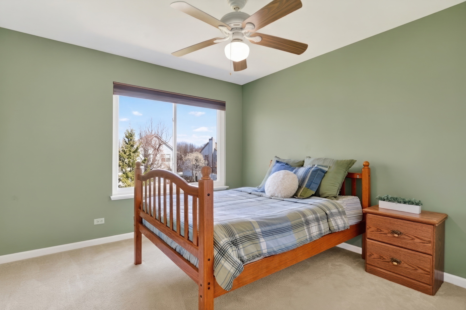 460 Arlington Lane, Grayslake, IL 60030