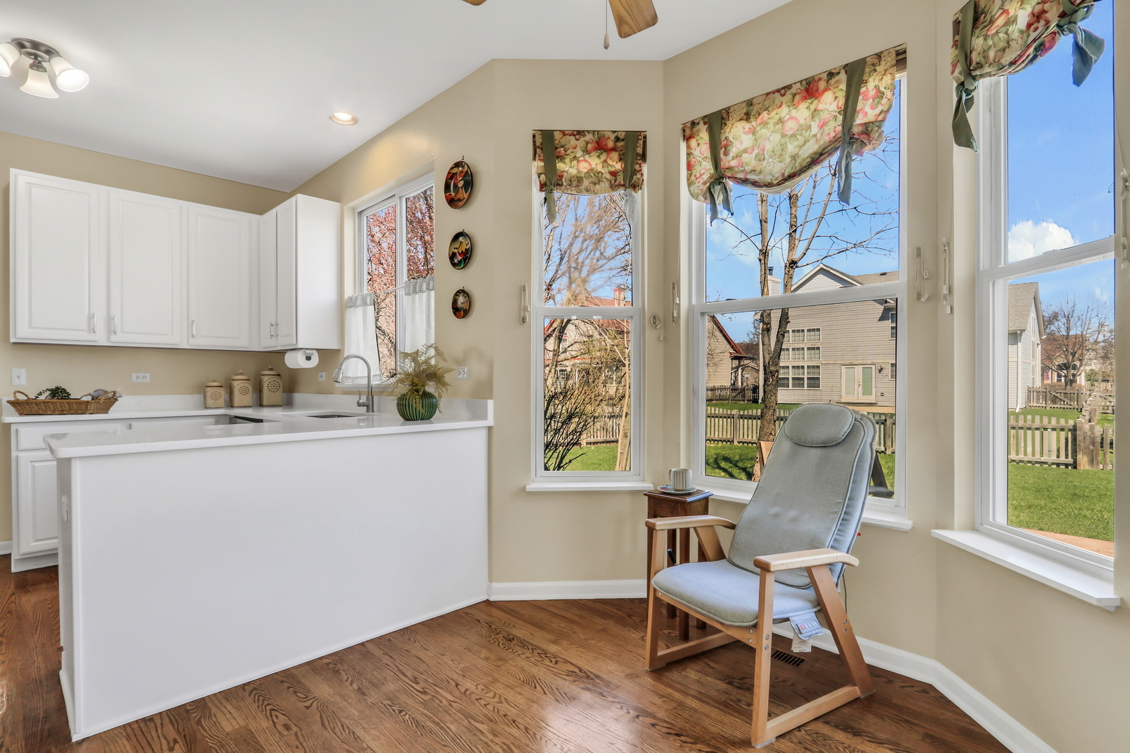 460 Arlington Lane, Grayslake, IL 60030