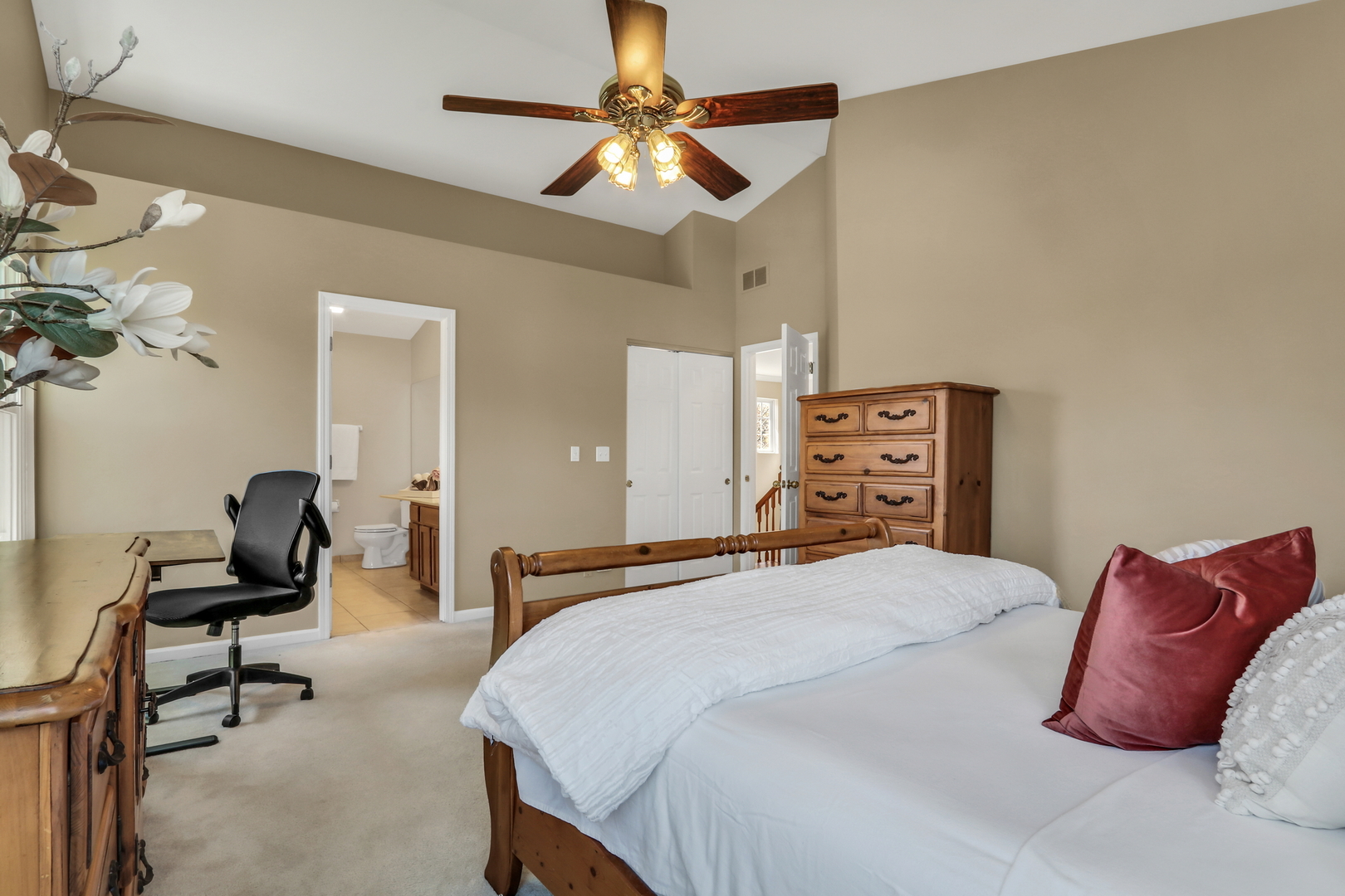 460 Arlington Lane, Grayslake, IL 60030