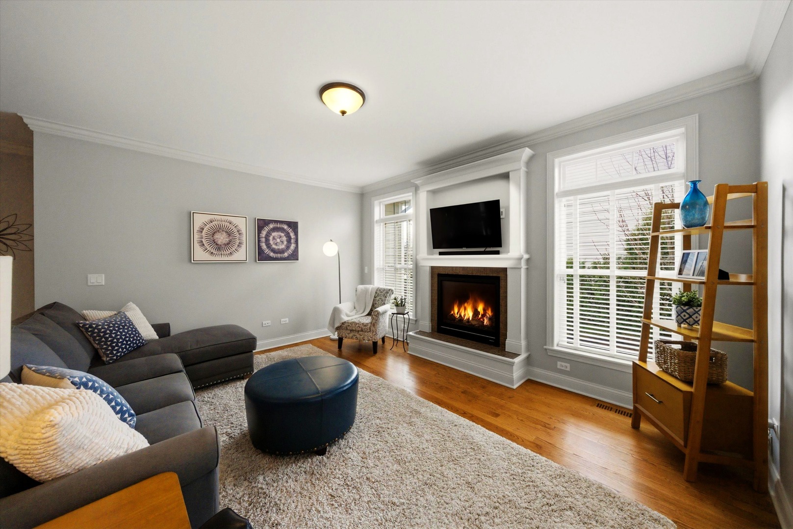 2061 Windham Circle, Wheaton, IL 60187