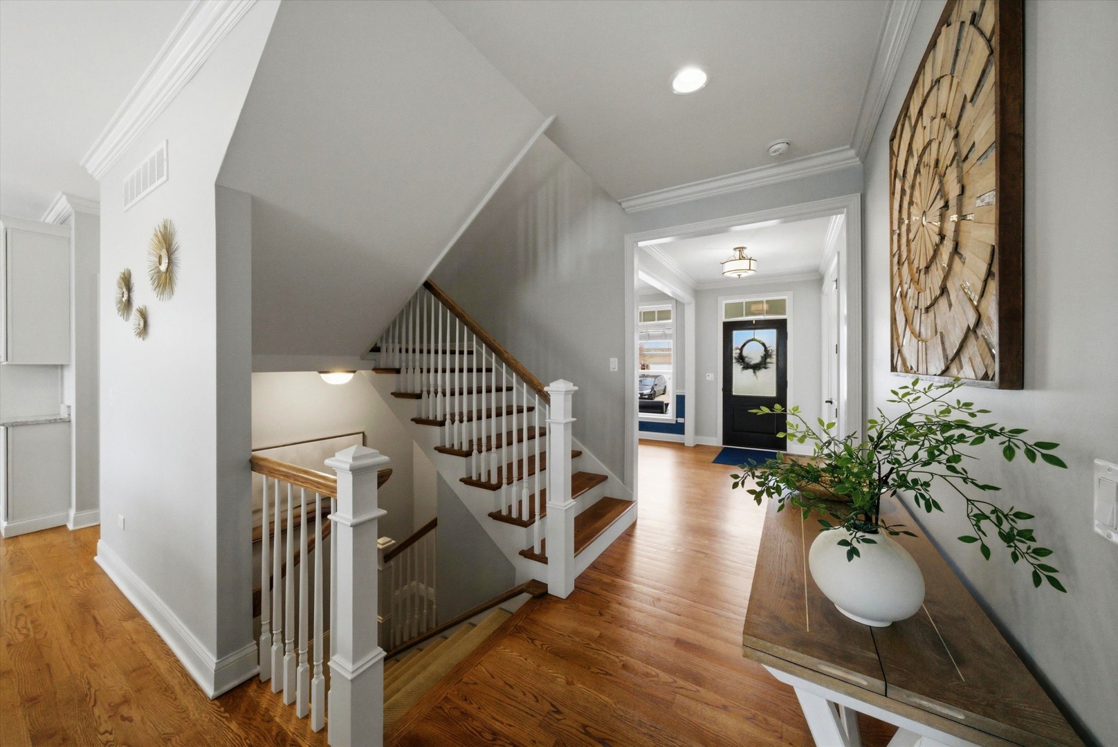 2061 Windham Circle, Wheaton, IL 60187