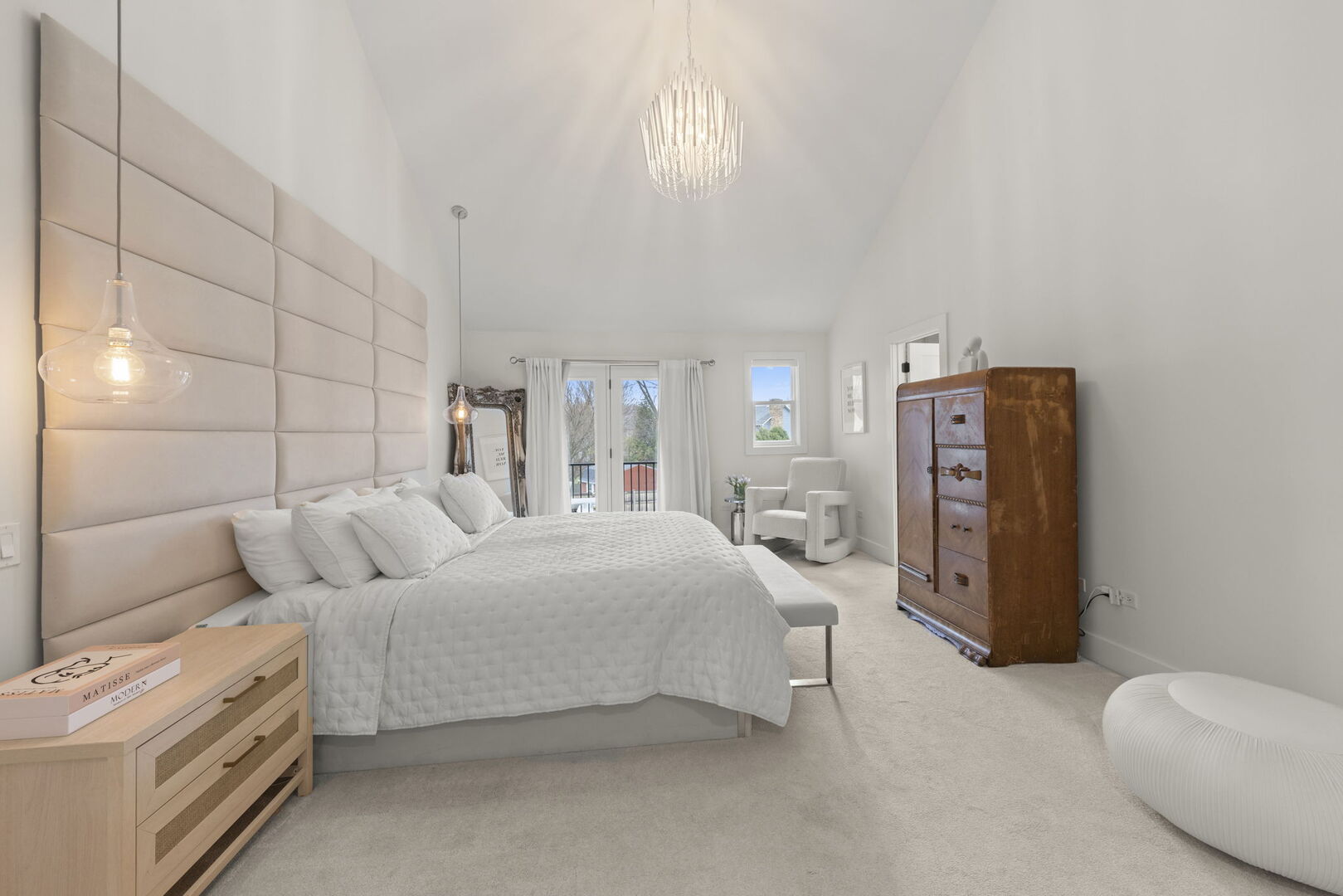 731 Saddlers Court, Naperville, IL 60540