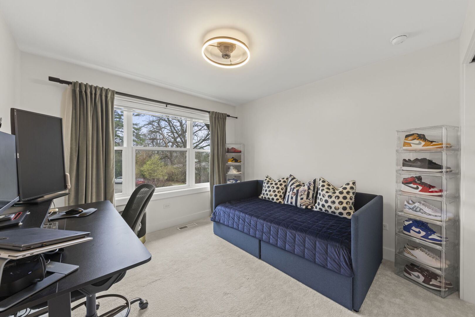 731 Saddlers Court, Naperville, IL 60540