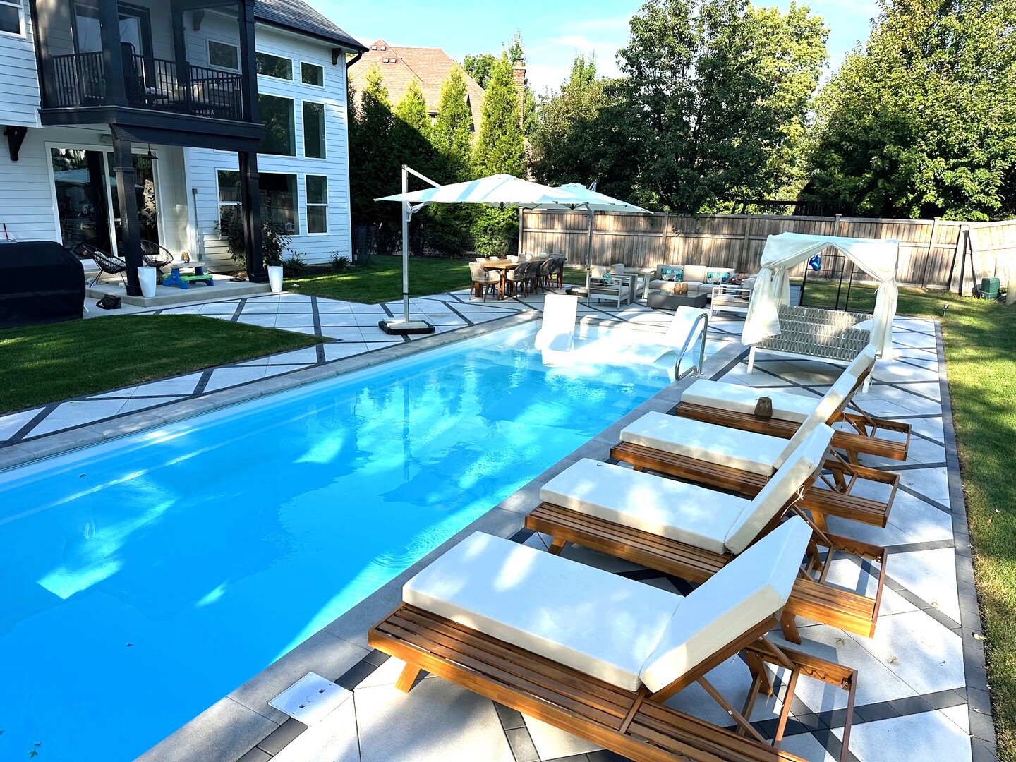 731 Saddlers Court, Naperville, IL 60540