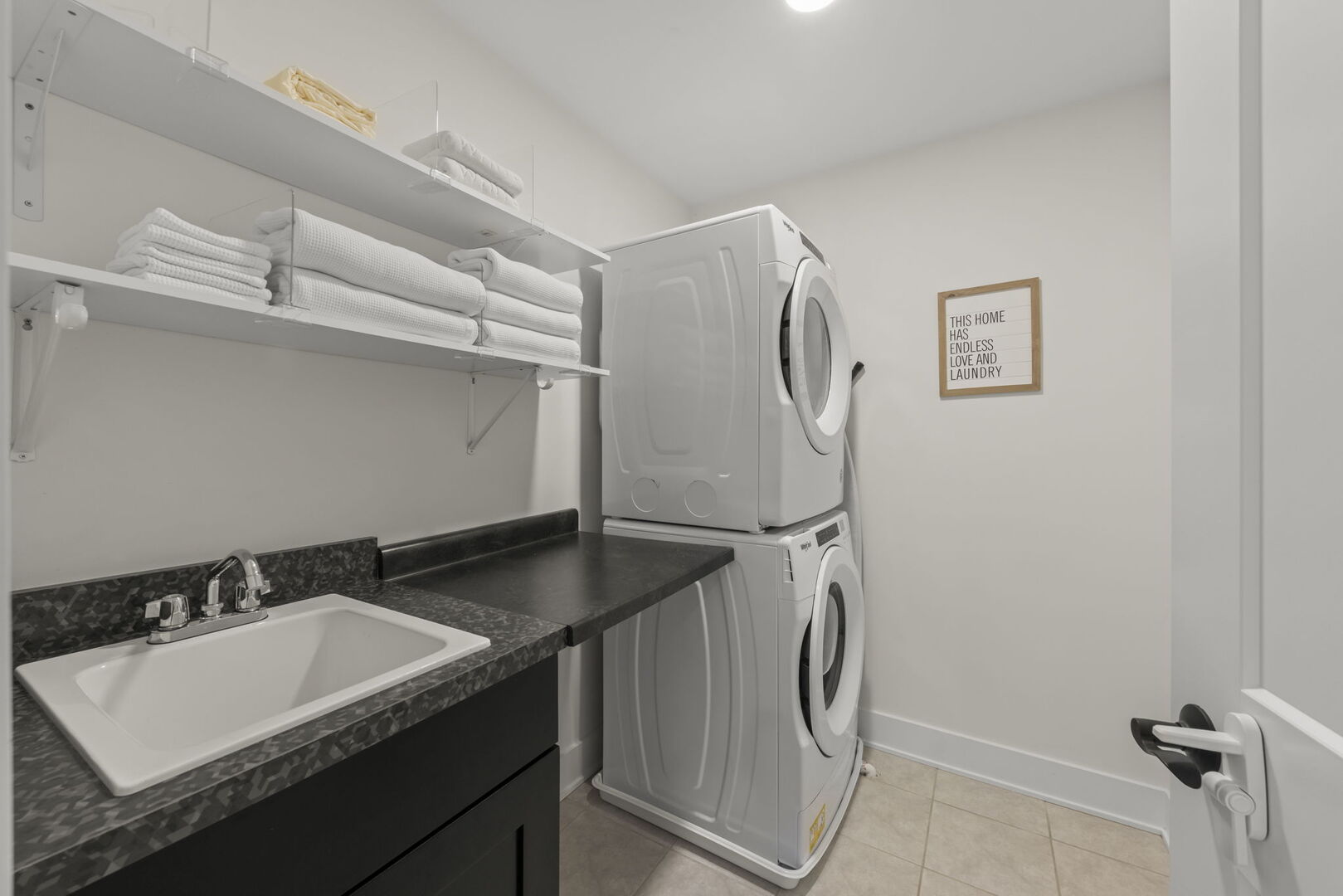 731 Saddlers Court, Naperville, IL 60540