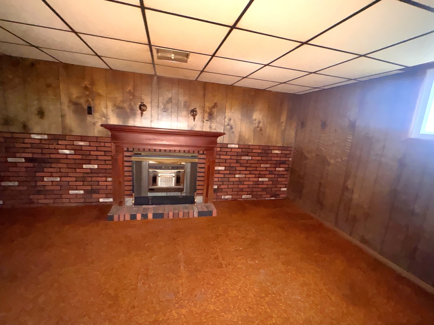 1108 N 1st Avenue, Canton, IL 61520