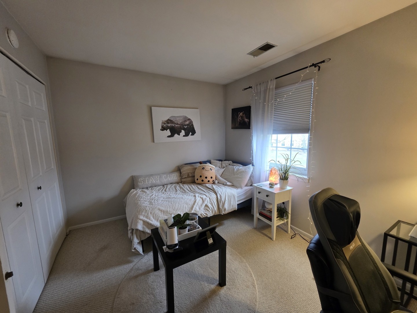 2791 Green Bridge Court #V2, Schaumburg, IL 60194