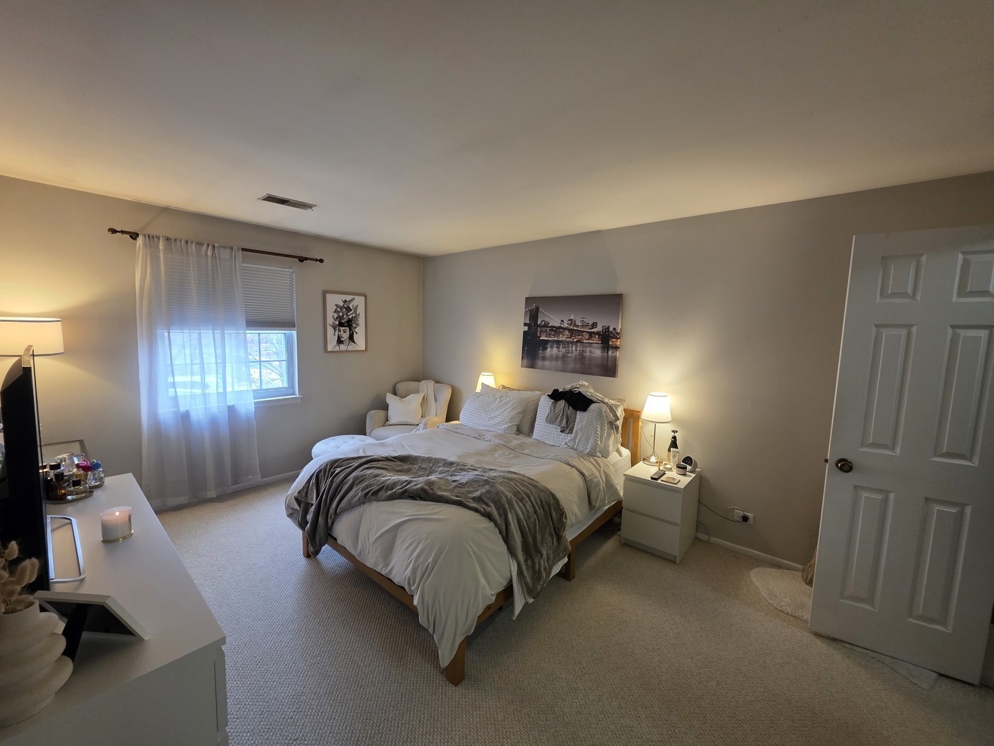 2791 Green Bridge Court #V2, Schaumburg, IL 60194