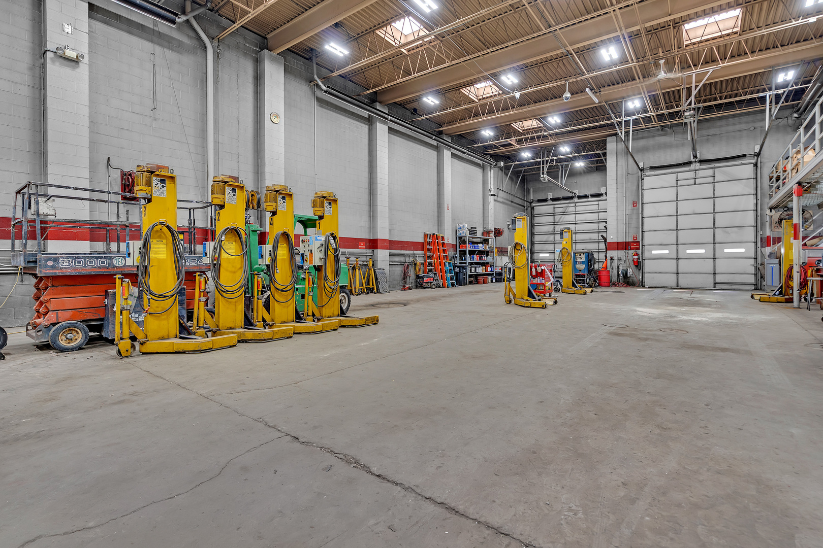 4021 MAIN Street, McHenry, IL 60050