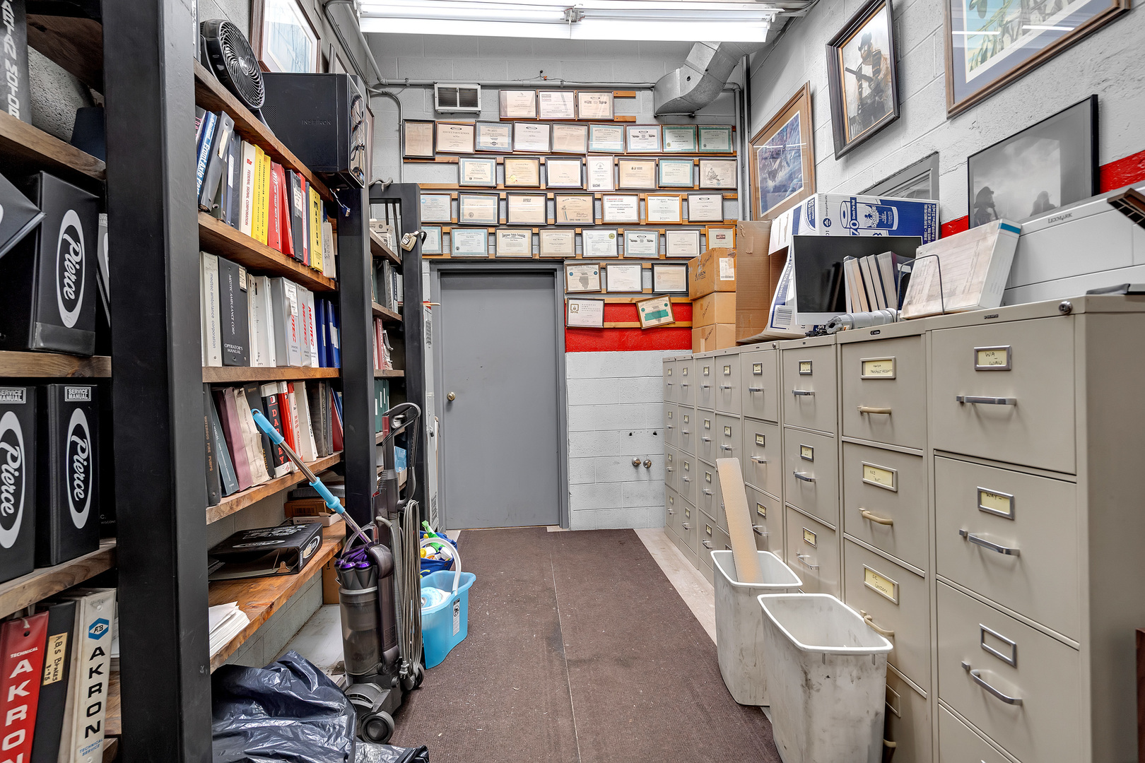 4021 MAIN Street, McHenry, IL 60050