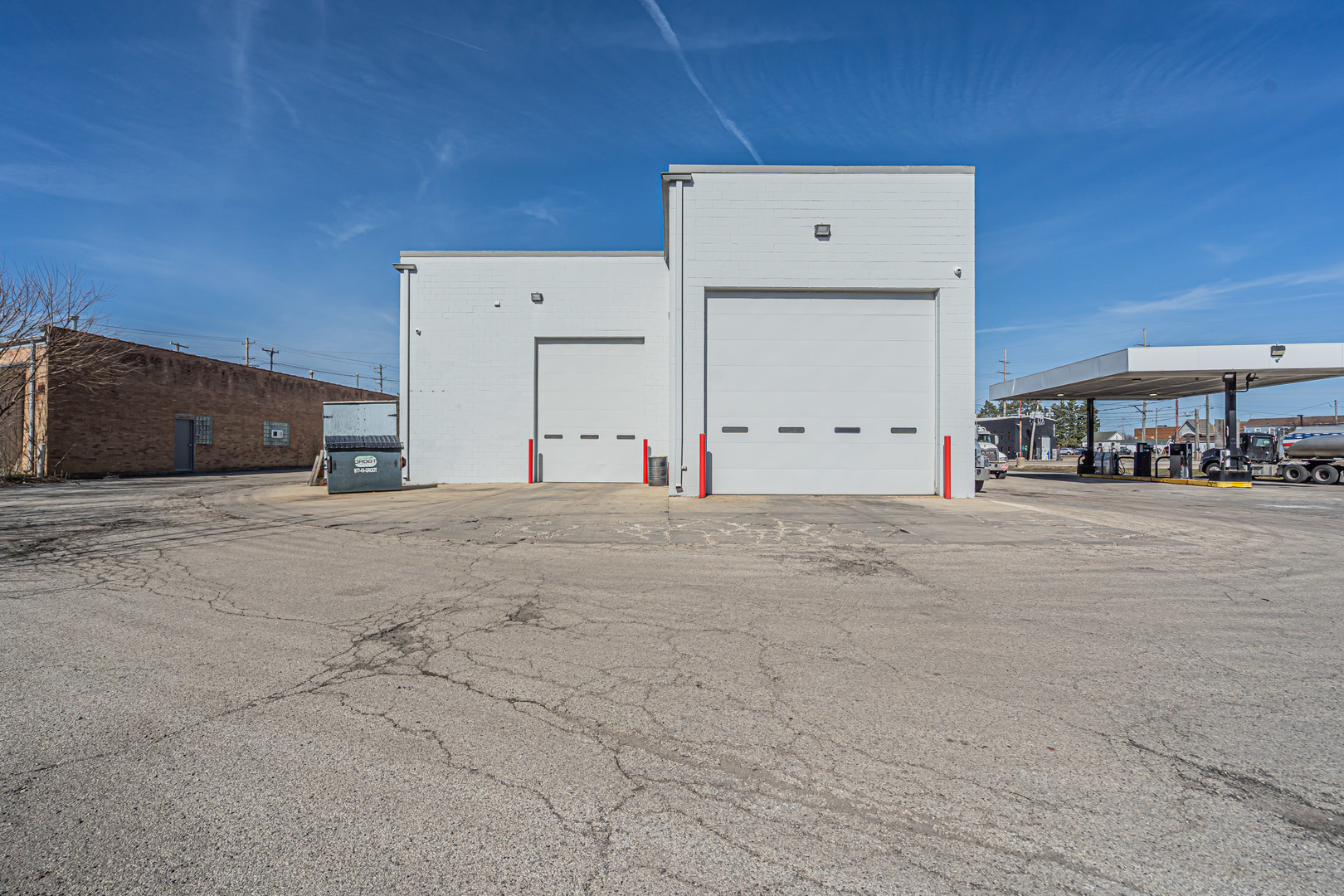 4021 MAIN Street, McHenry, IL 60050