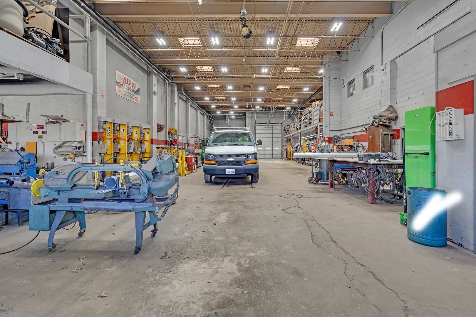 4021 MAIN Street, McHenry, IL 60050