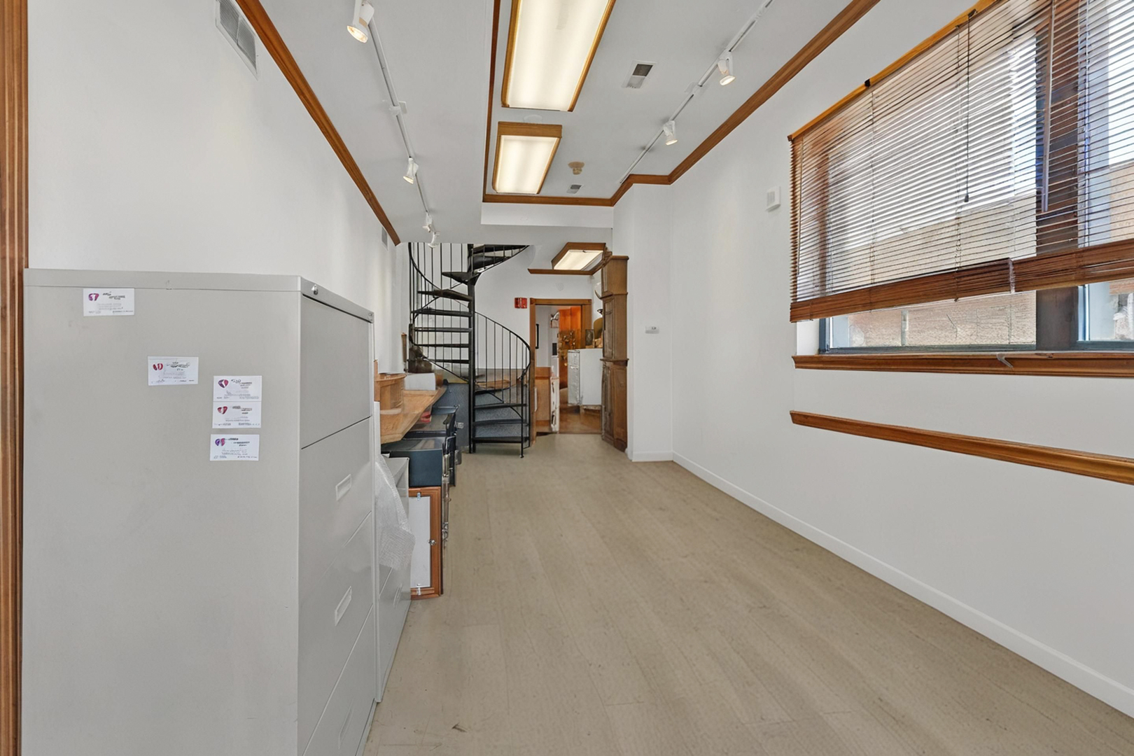 4021 MAIN Street, McHenry, IL 60050