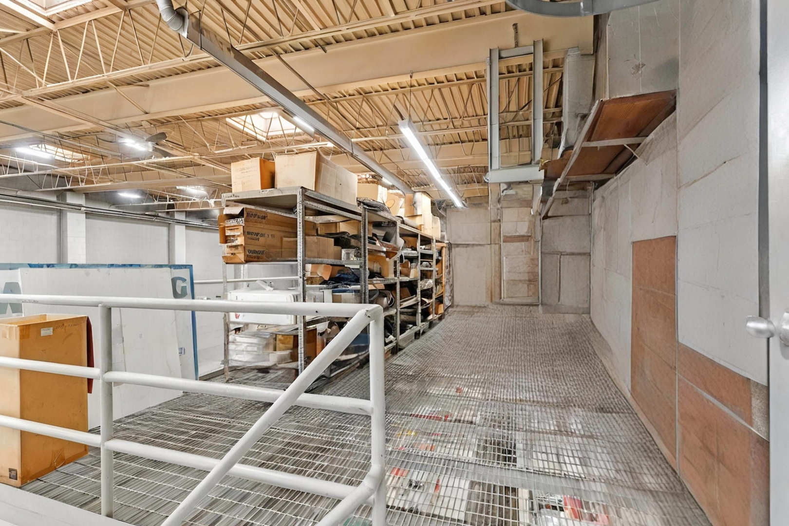 4021 MAIN Street, McHenry, IL 60050