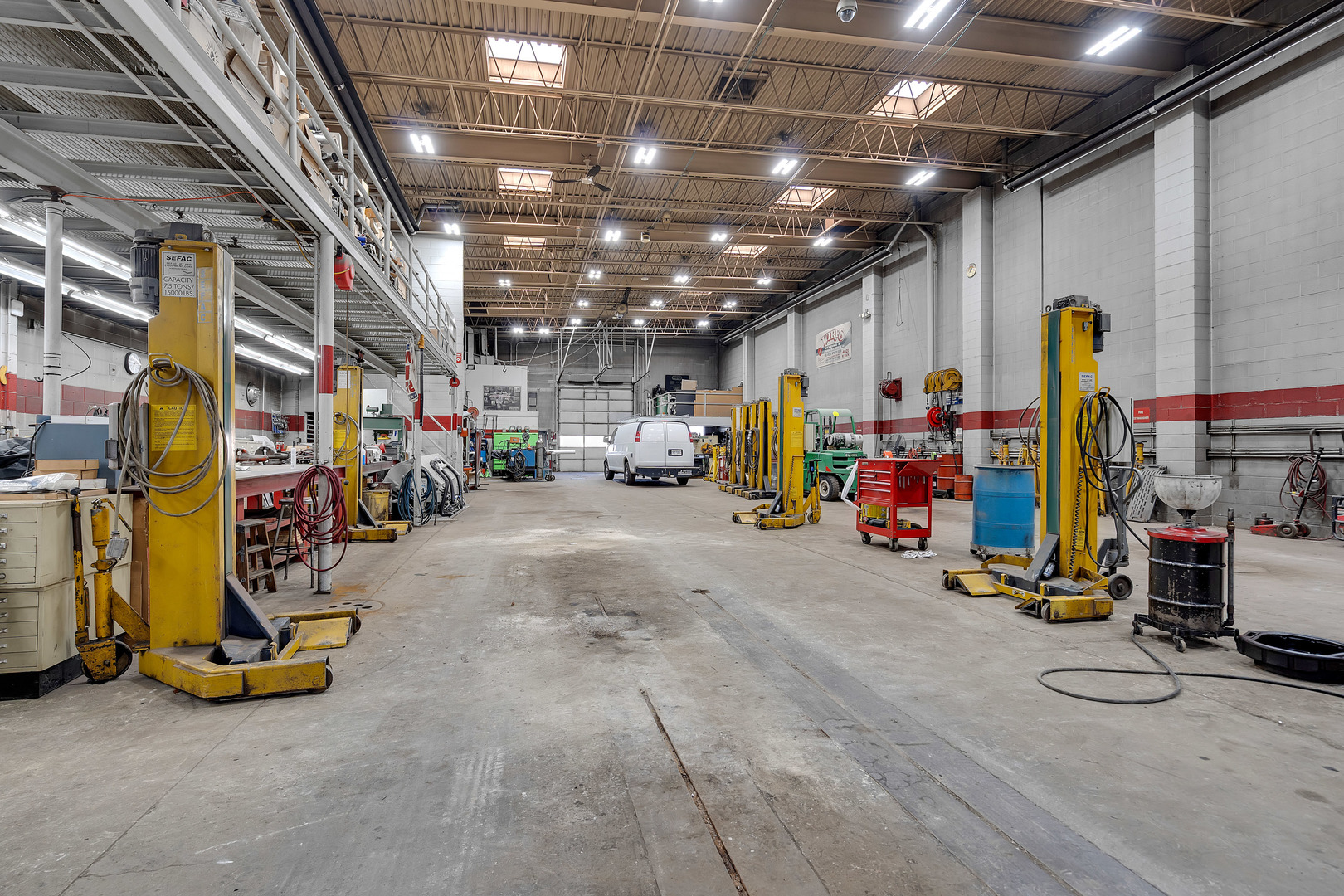 4021 MAIN Street, McHenry, IL 60050