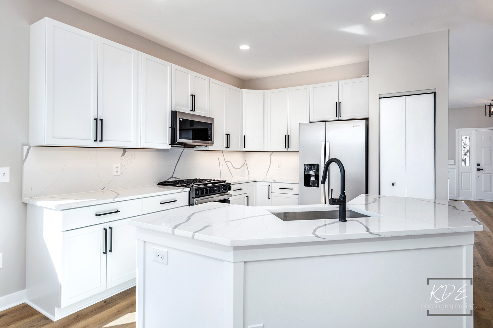 721 S Wellston Lane, Romeoville, IL 60446