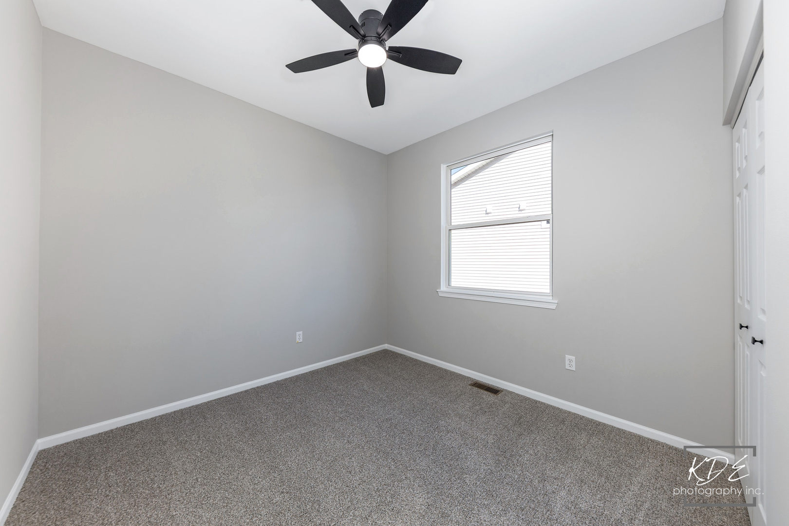 721 S Wellston Lane, Romeoville, IL 60446