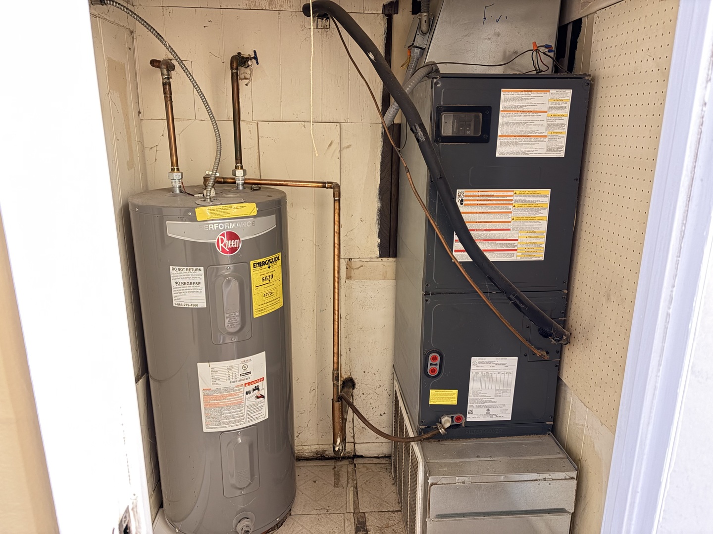 9802 Bianco Terrace #1A, Des Plaines, IL 60016