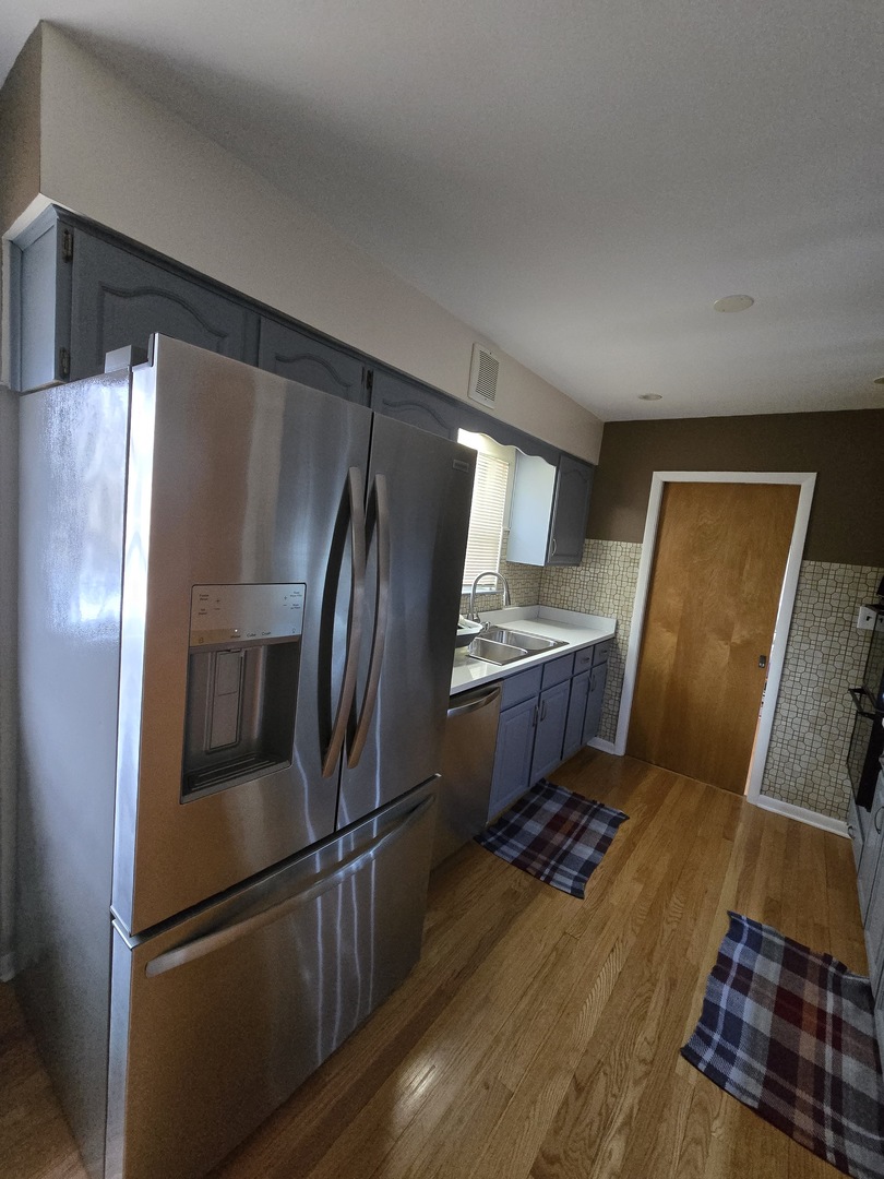 216 Briar Drive, Wilmette, IL 60091