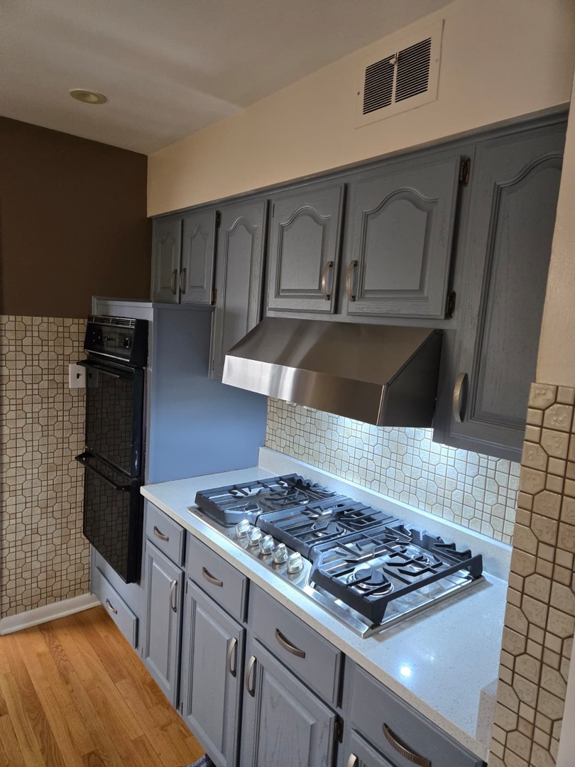 216 Briar Drive, Wilmette, IL 60091