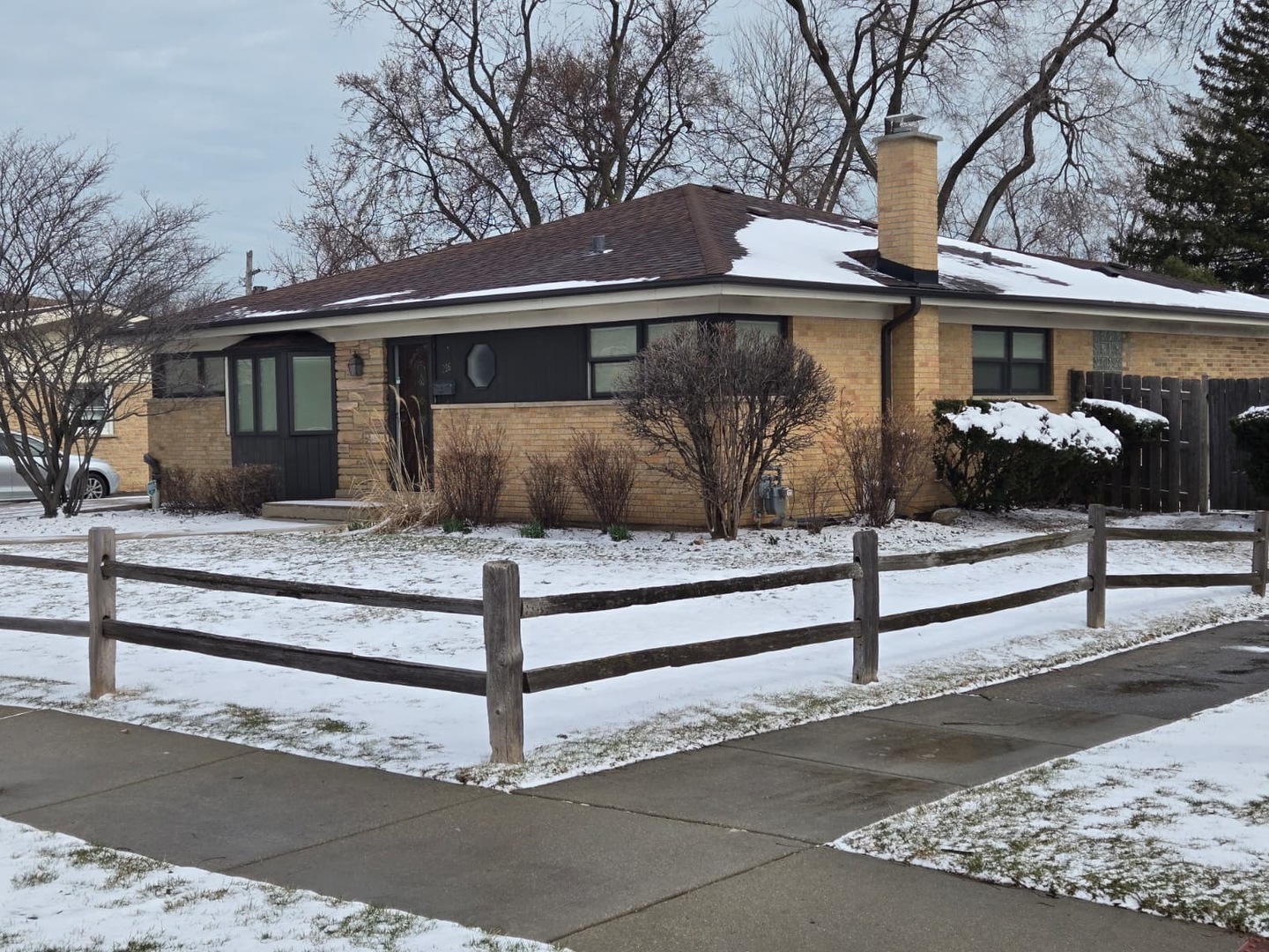 216 Briar Drive, Wilmette, IL 60091