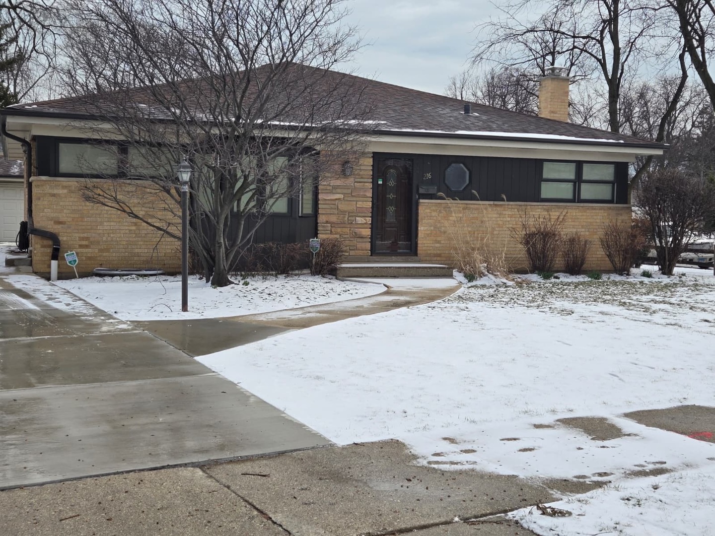 216 Briar Drive, Wilmette, IL 60091