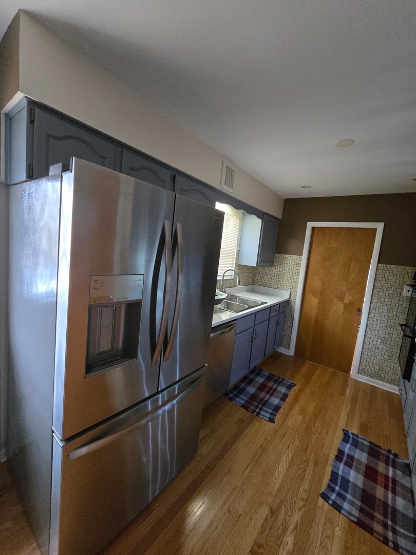 216 Briar Drive, Wilmette, IL 60091