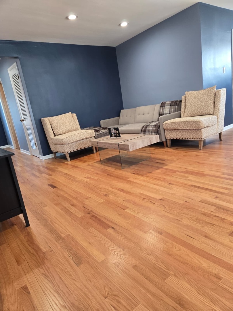 216 Briar Drive, Wilmette, IL 60091