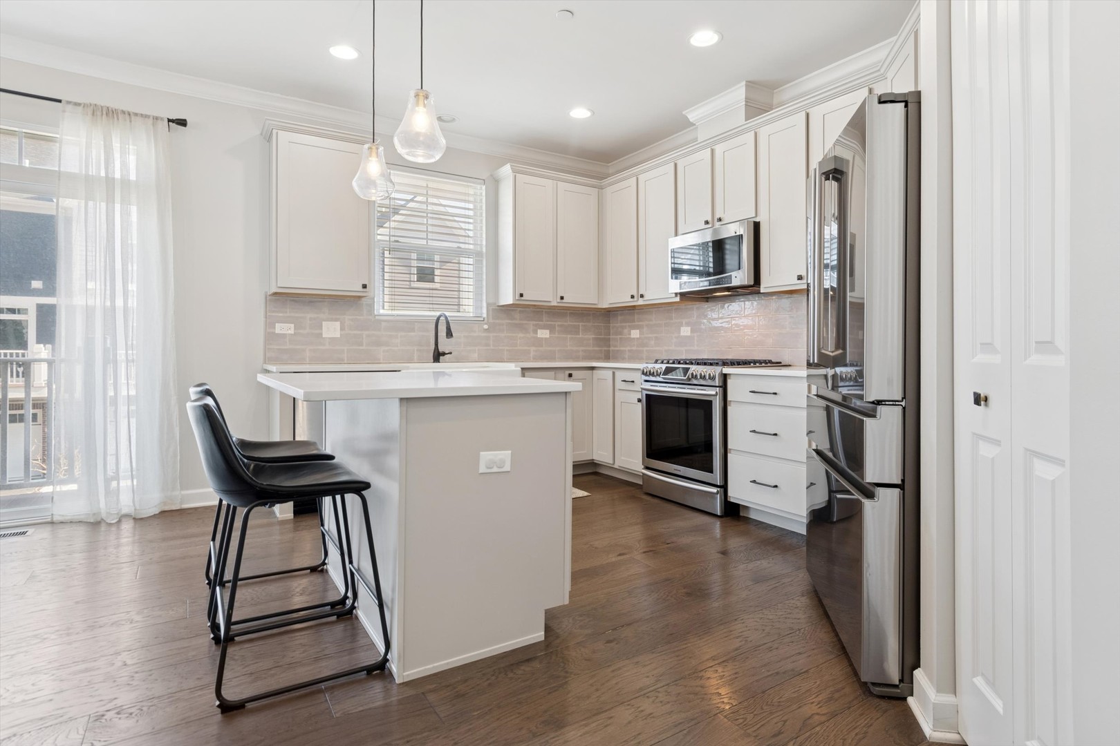 449 Ashley Avenue, La Grange, IL 60525