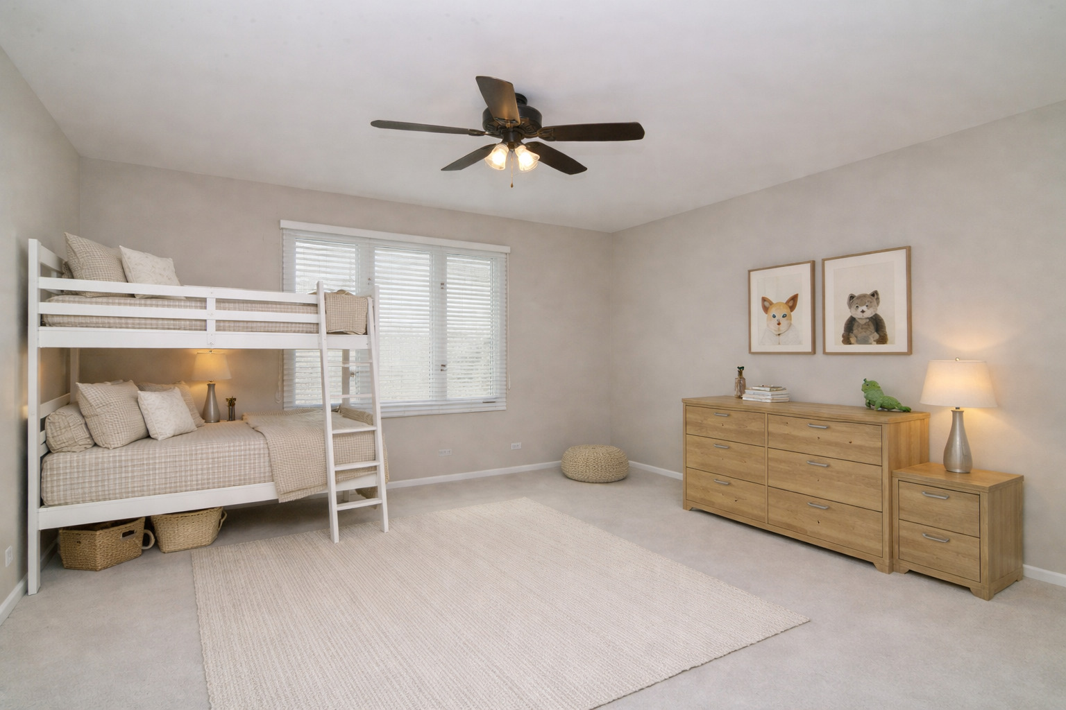 909 Hampton Drive, Carol Stream, IL 60188