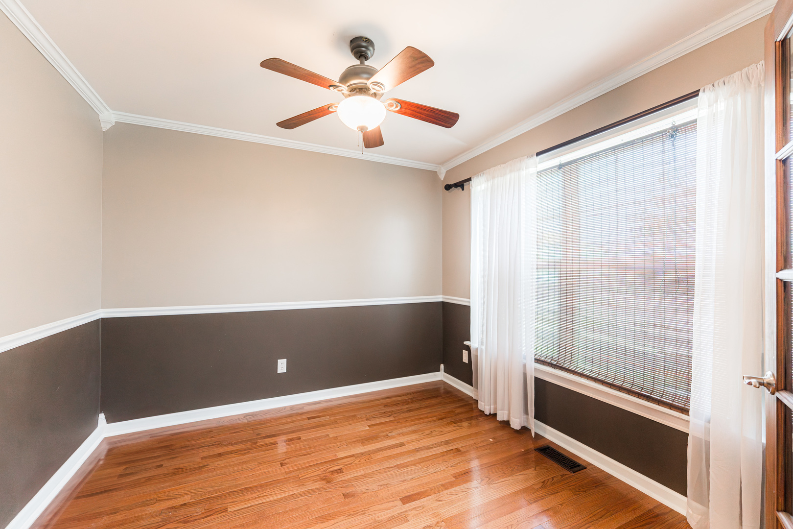 841 Pond Brook Avenue, Malta, IL 60150