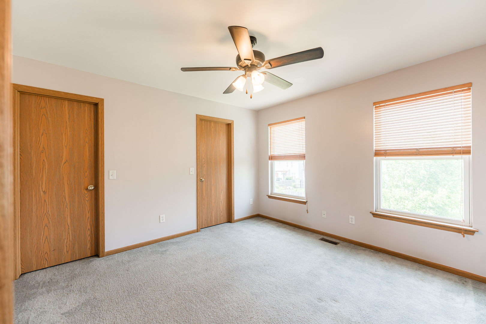 841 Pond Brook Avenue, Malta, IL 60150