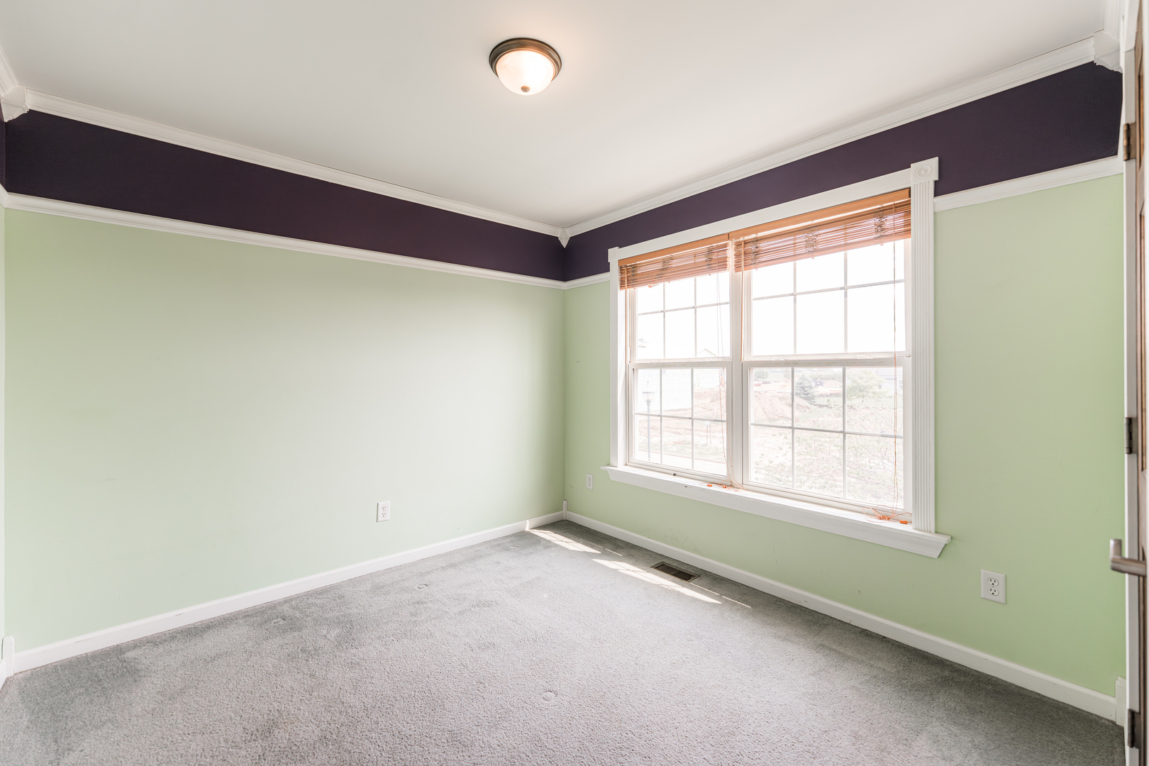 841 Pond Brook Avenue, Malta, IL 60150