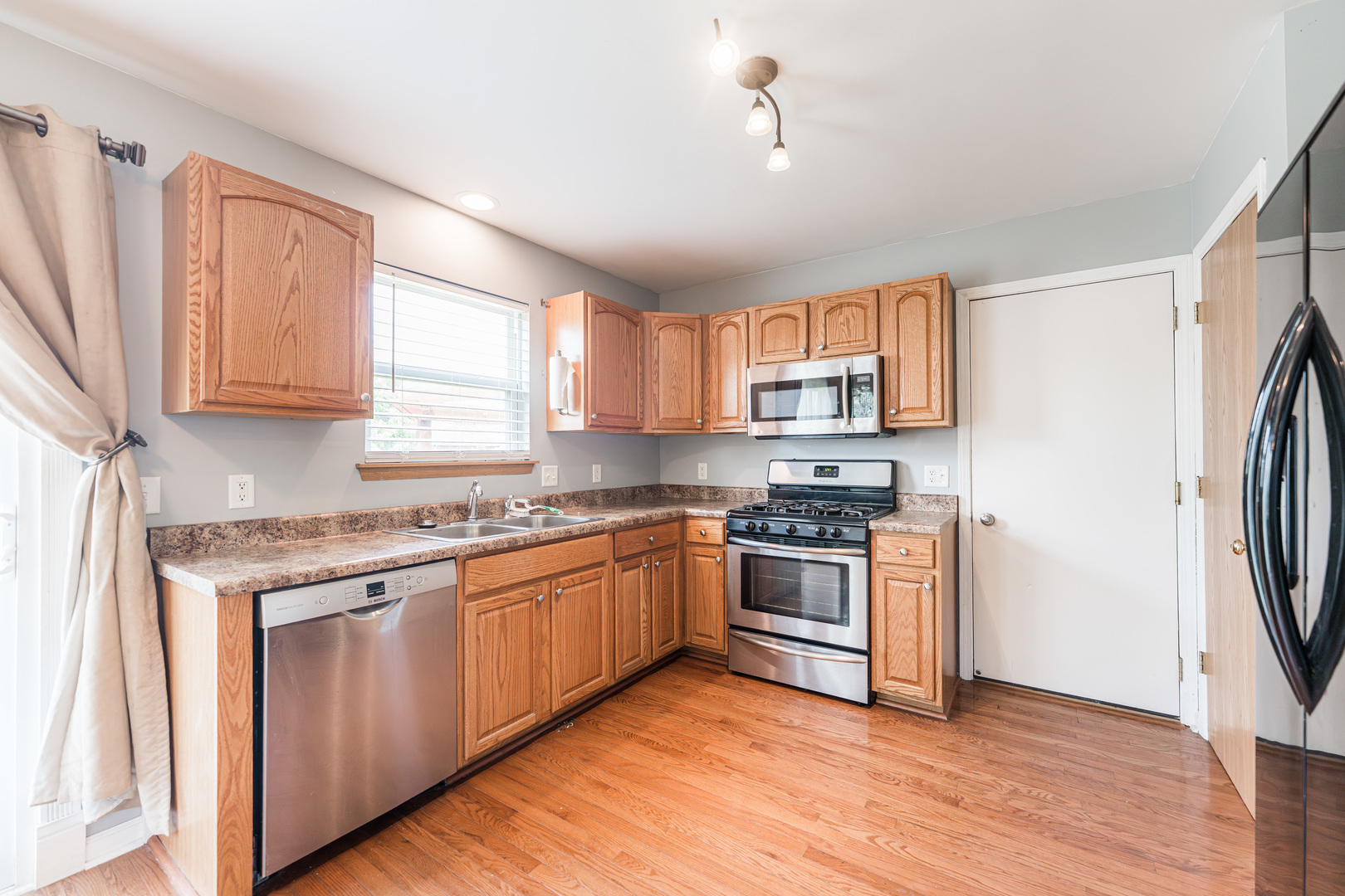 841 Pond Brook Avenue, Malta, IL 60150